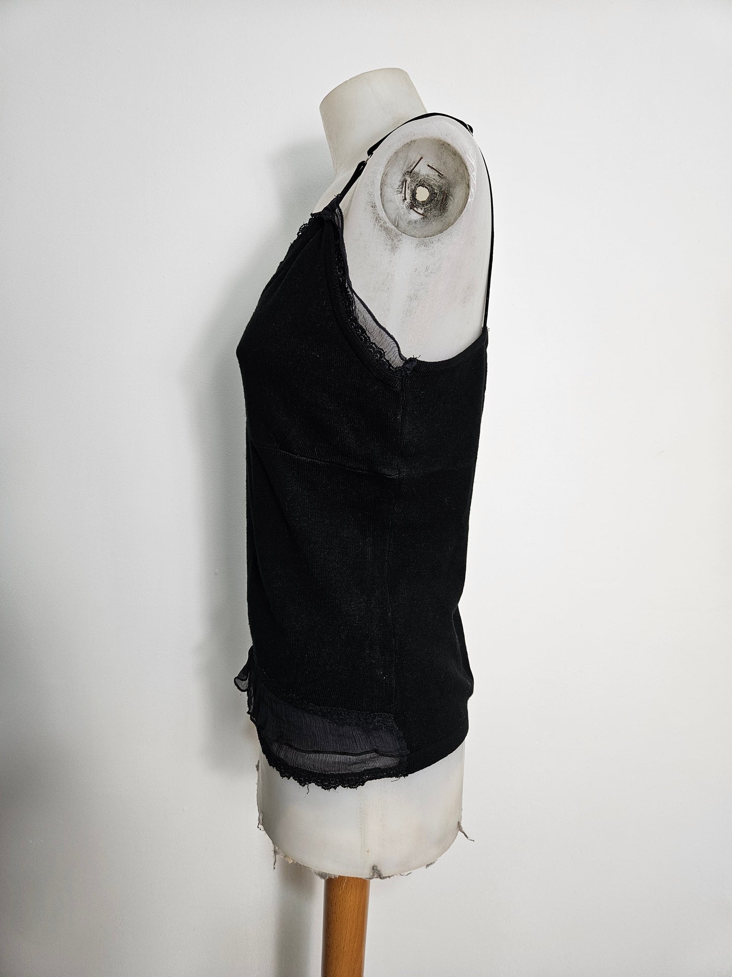 Débardeur noir détails voile et noeud