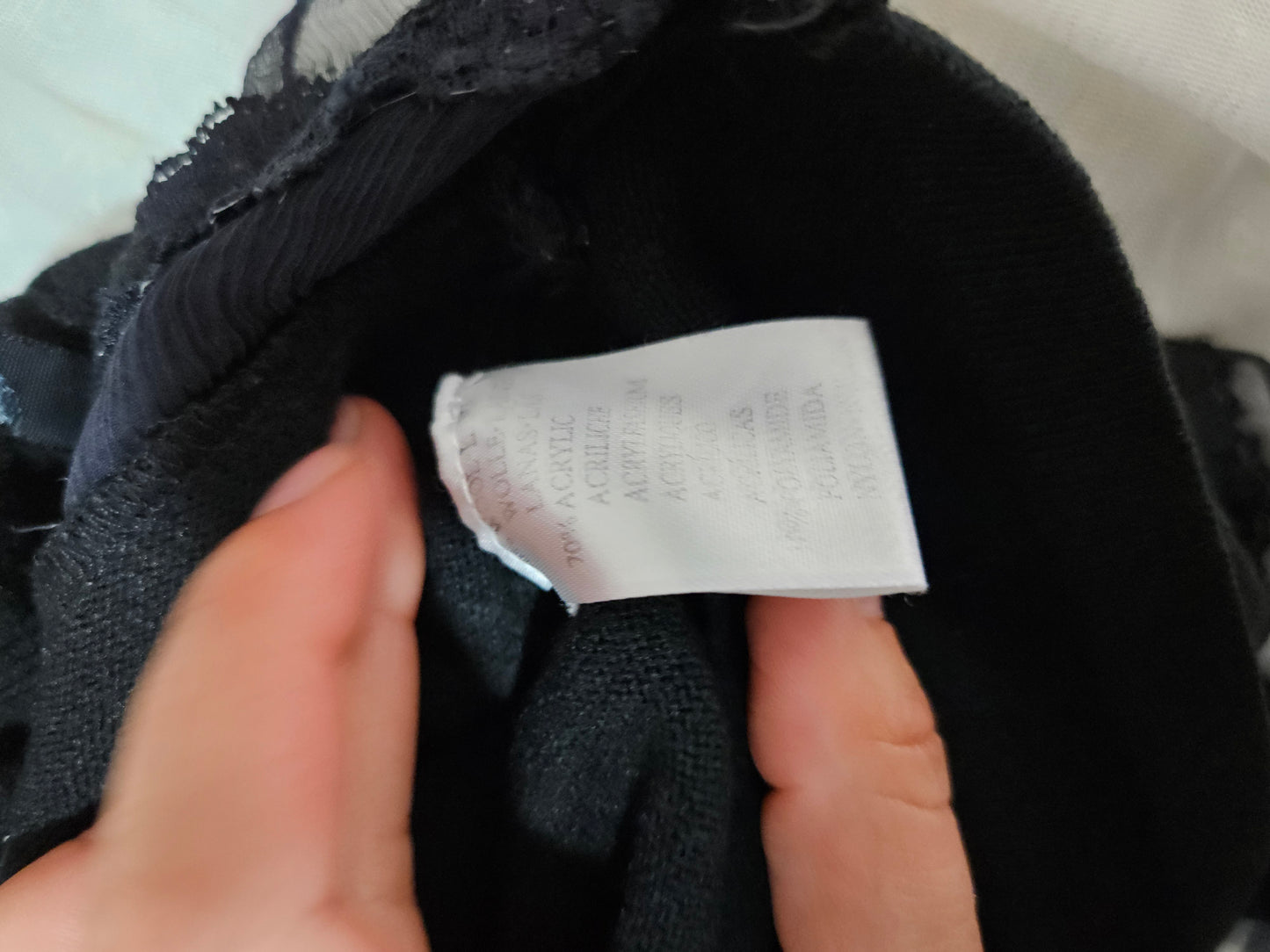 Débardeur noir détails voile et noeud