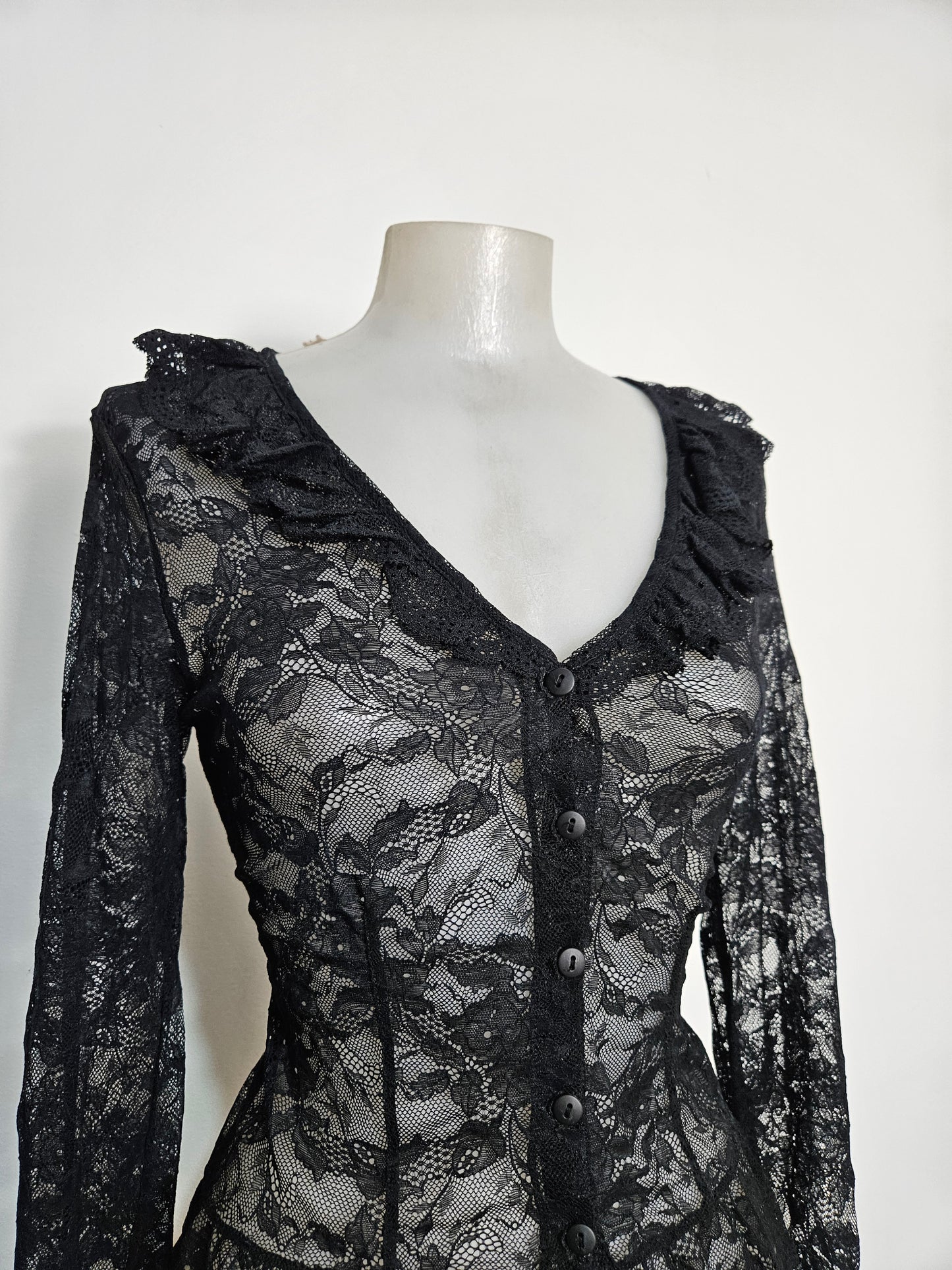 Chemisier en dentelle anti flirt