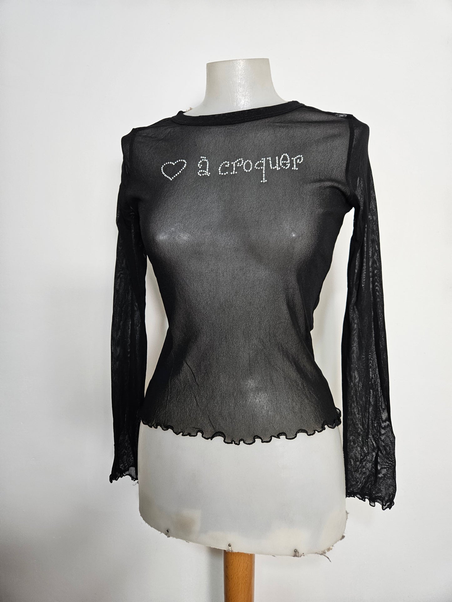 Haut en voile inscription en strass