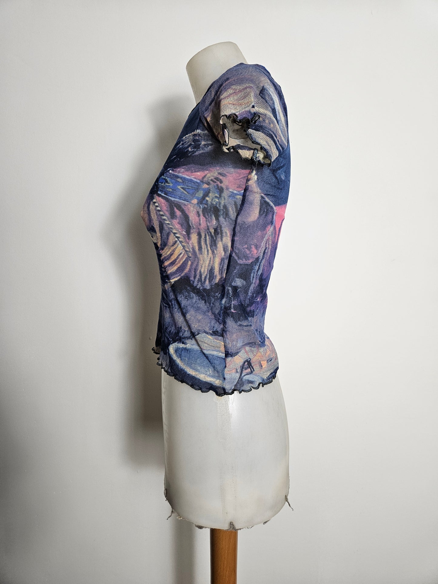 Haut en voile motif renaissance