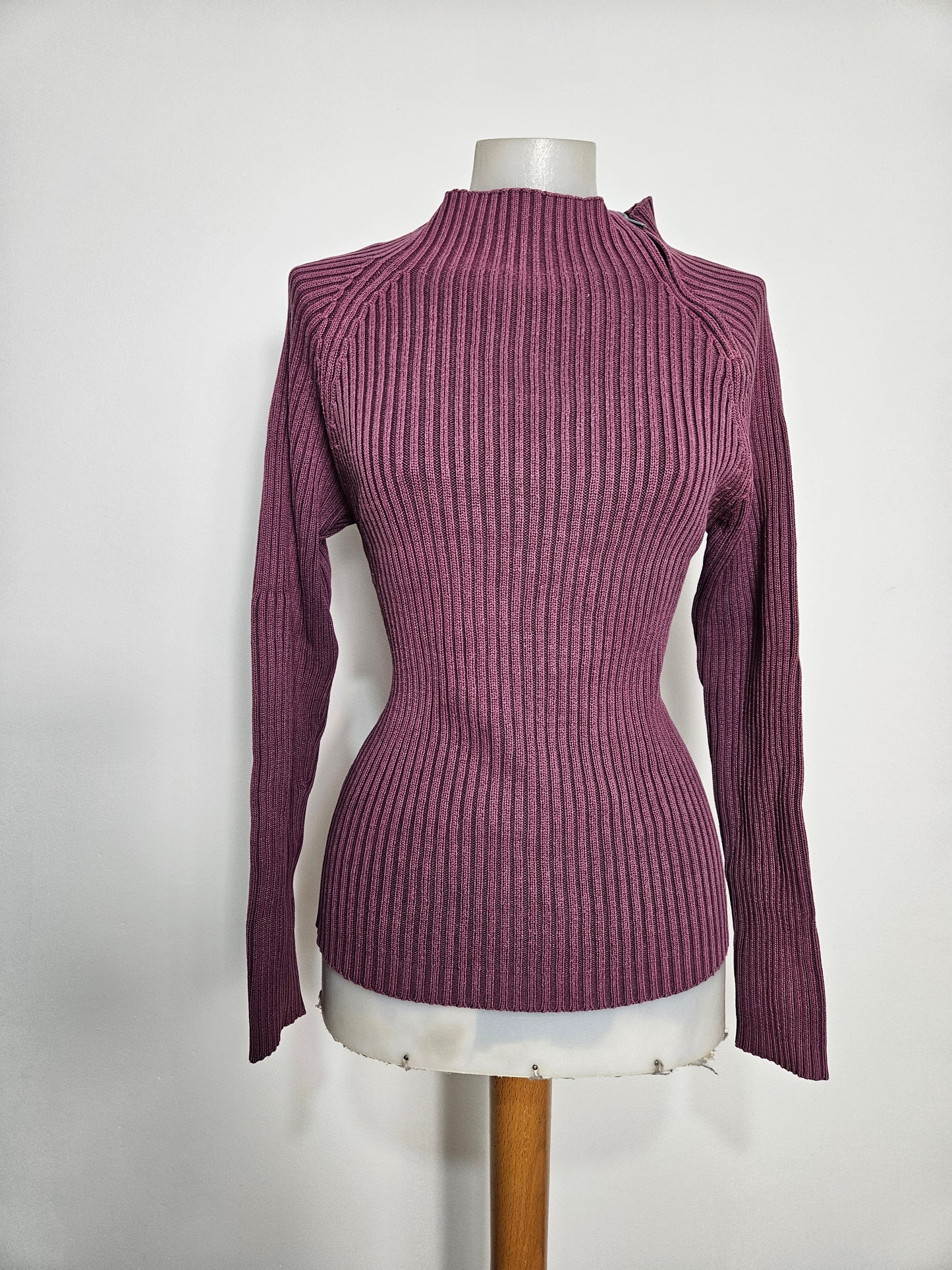 Pull côtelé bordeau à zip