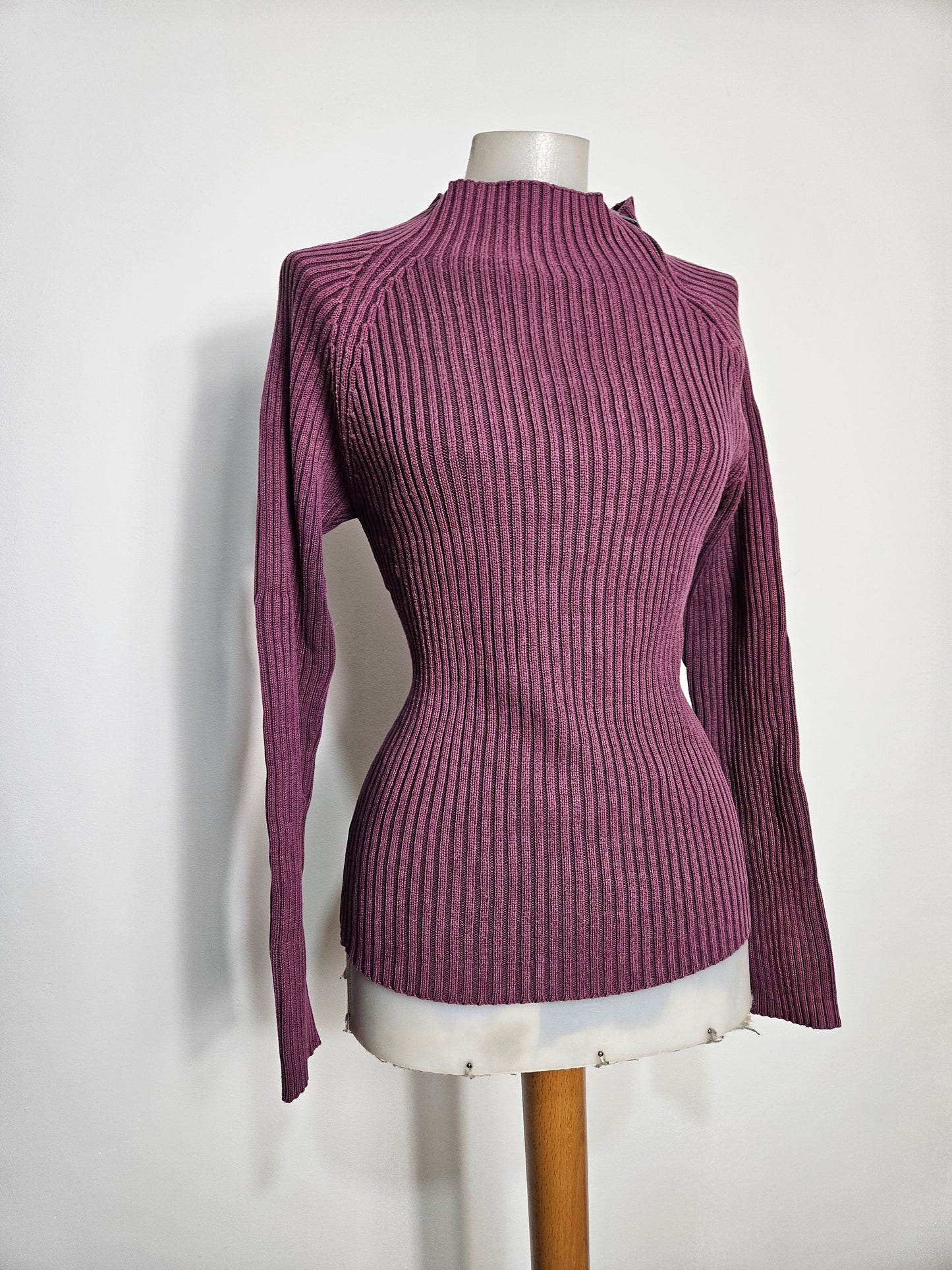 Pull côtelé bordeau à zip