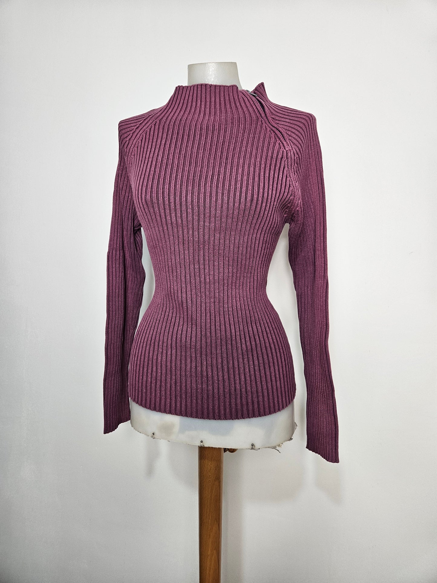 Pull côtelé bordeau à zip