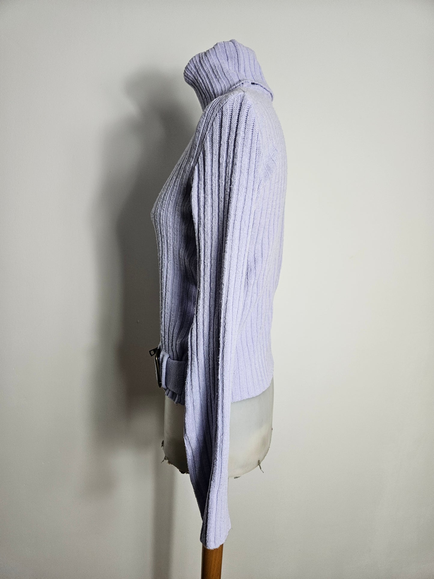 Pull côtelé effet ceinture