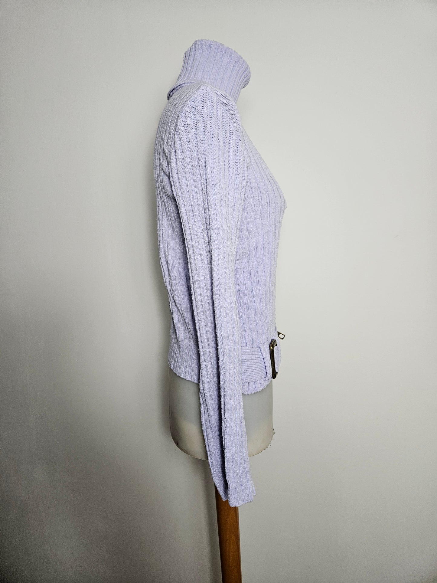 Pull côtelé effet ceinture