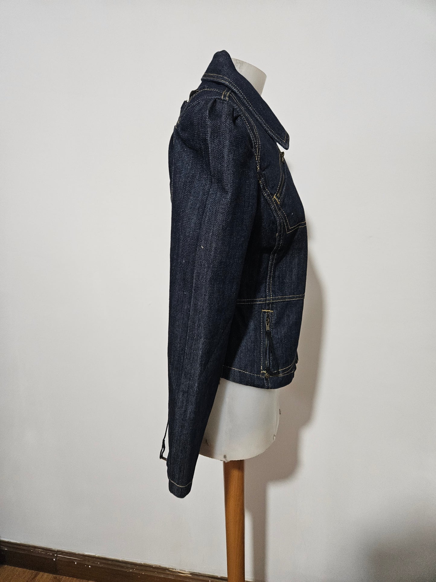 Veste en denim dos lacé