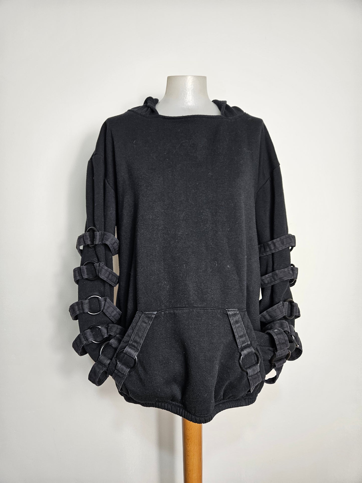 Pull ample Necessary Evil