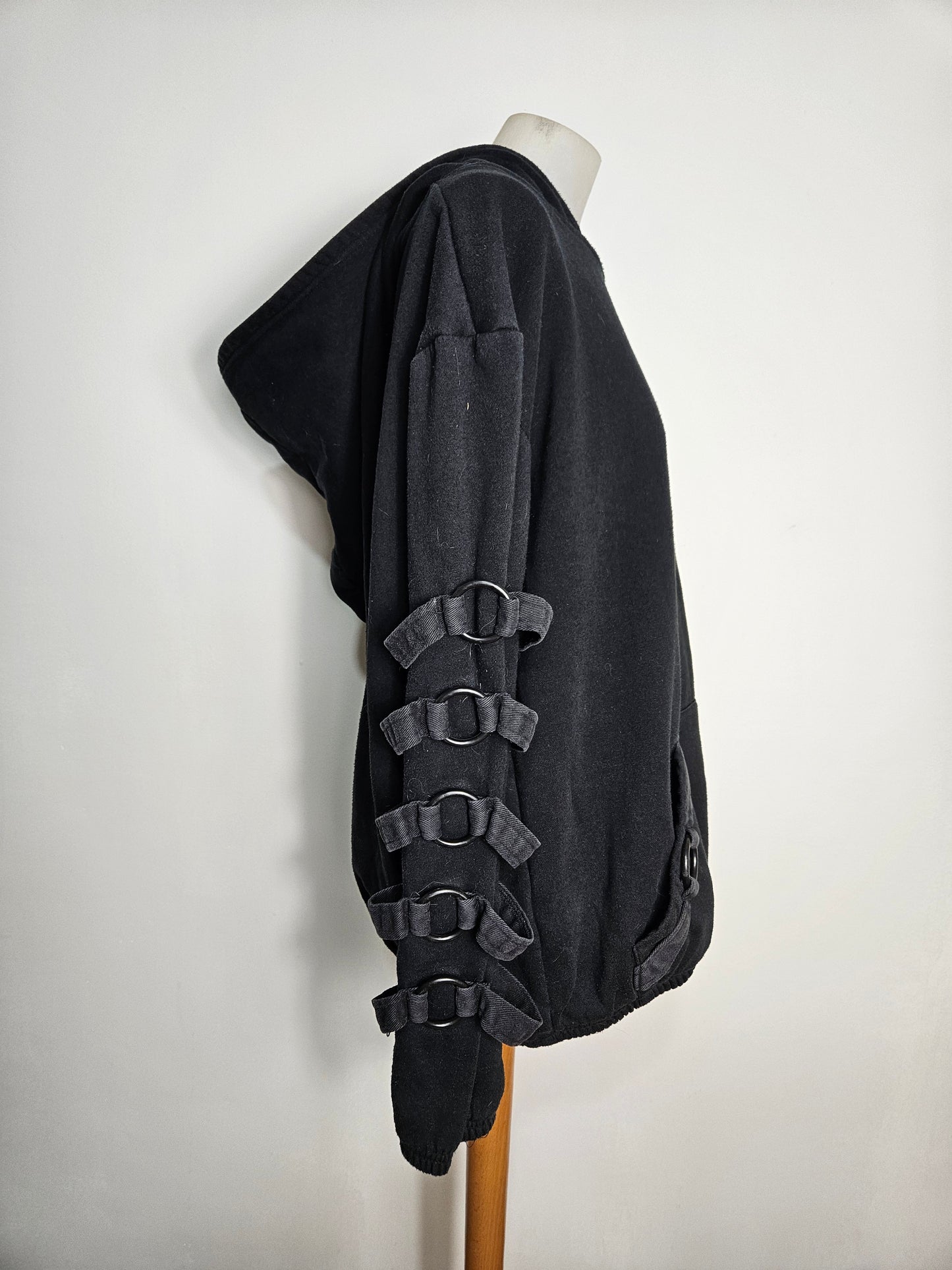 Pull ample Necessary Evil