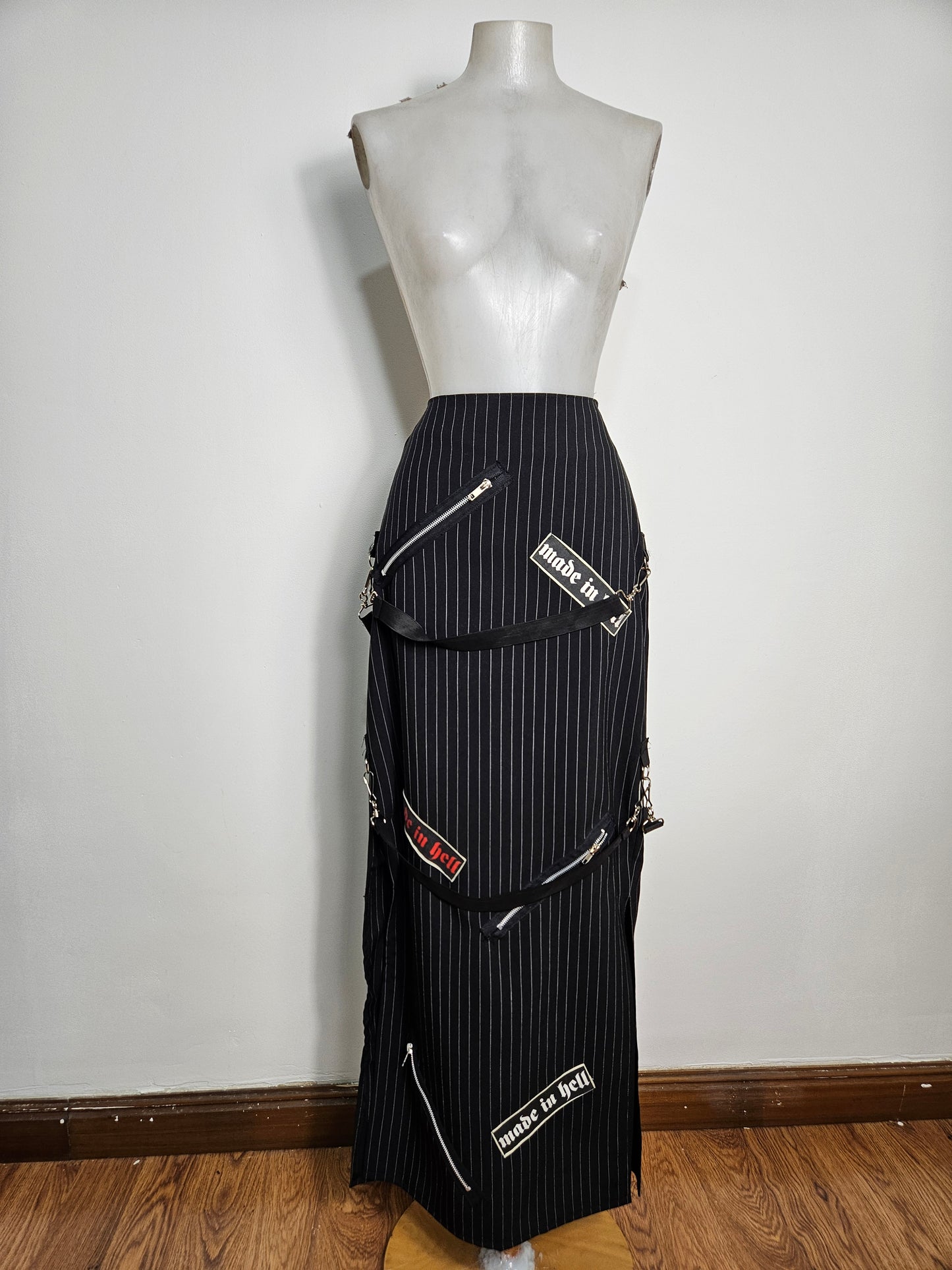 Jupe rayé à patch et sangles