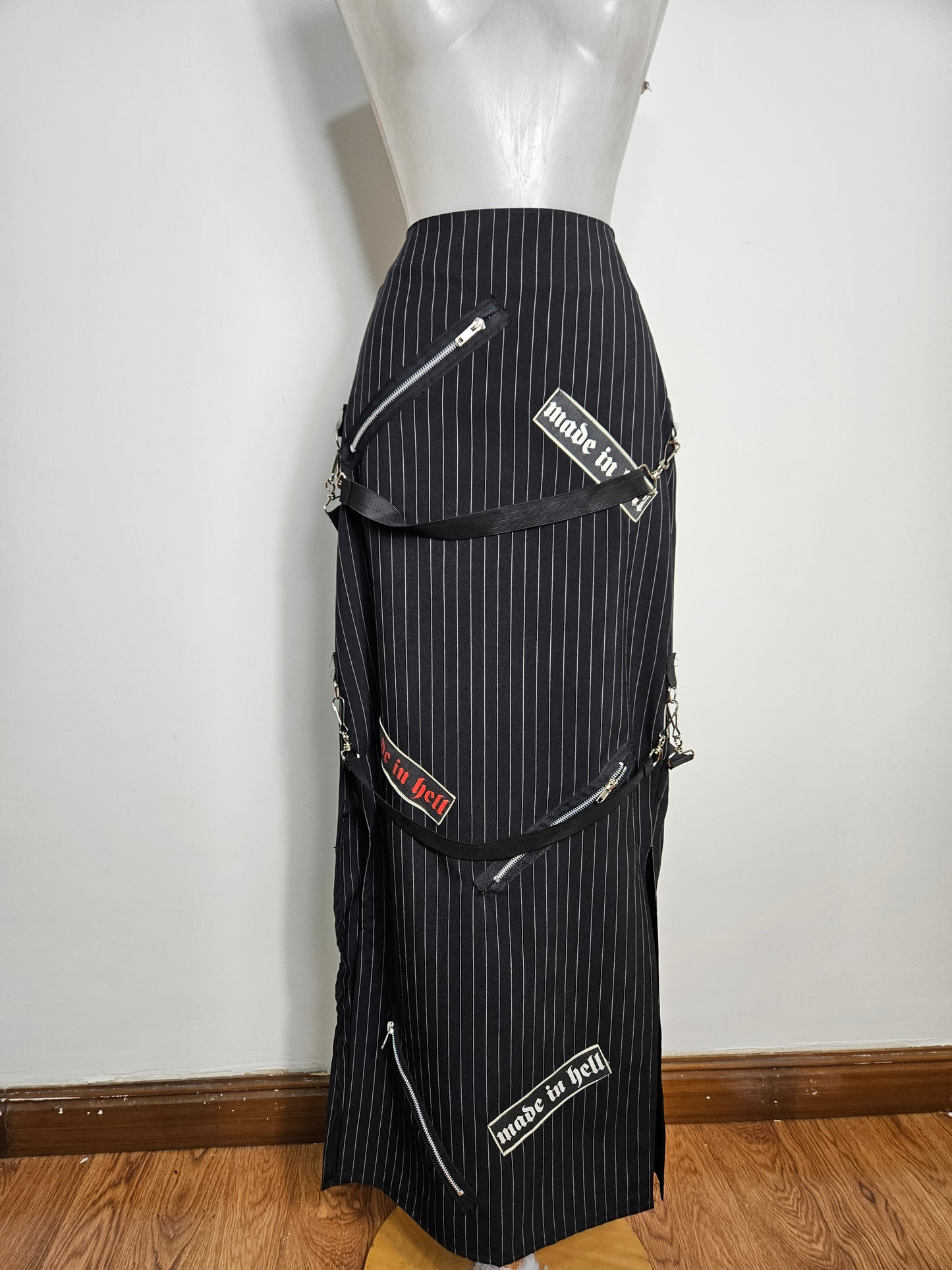 Jupe rayé à patch et sangles