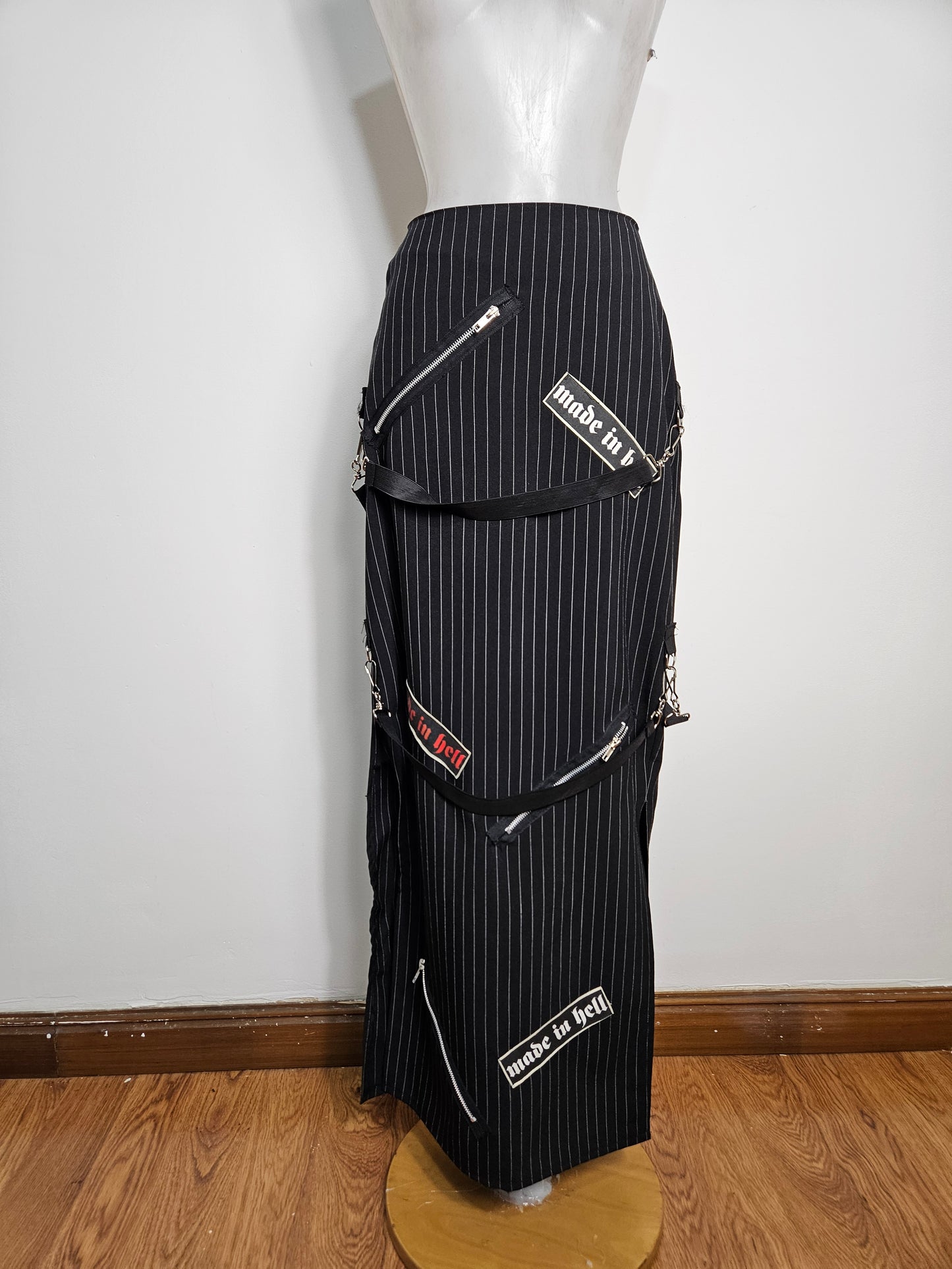 Jupe rayé à patch et sangles