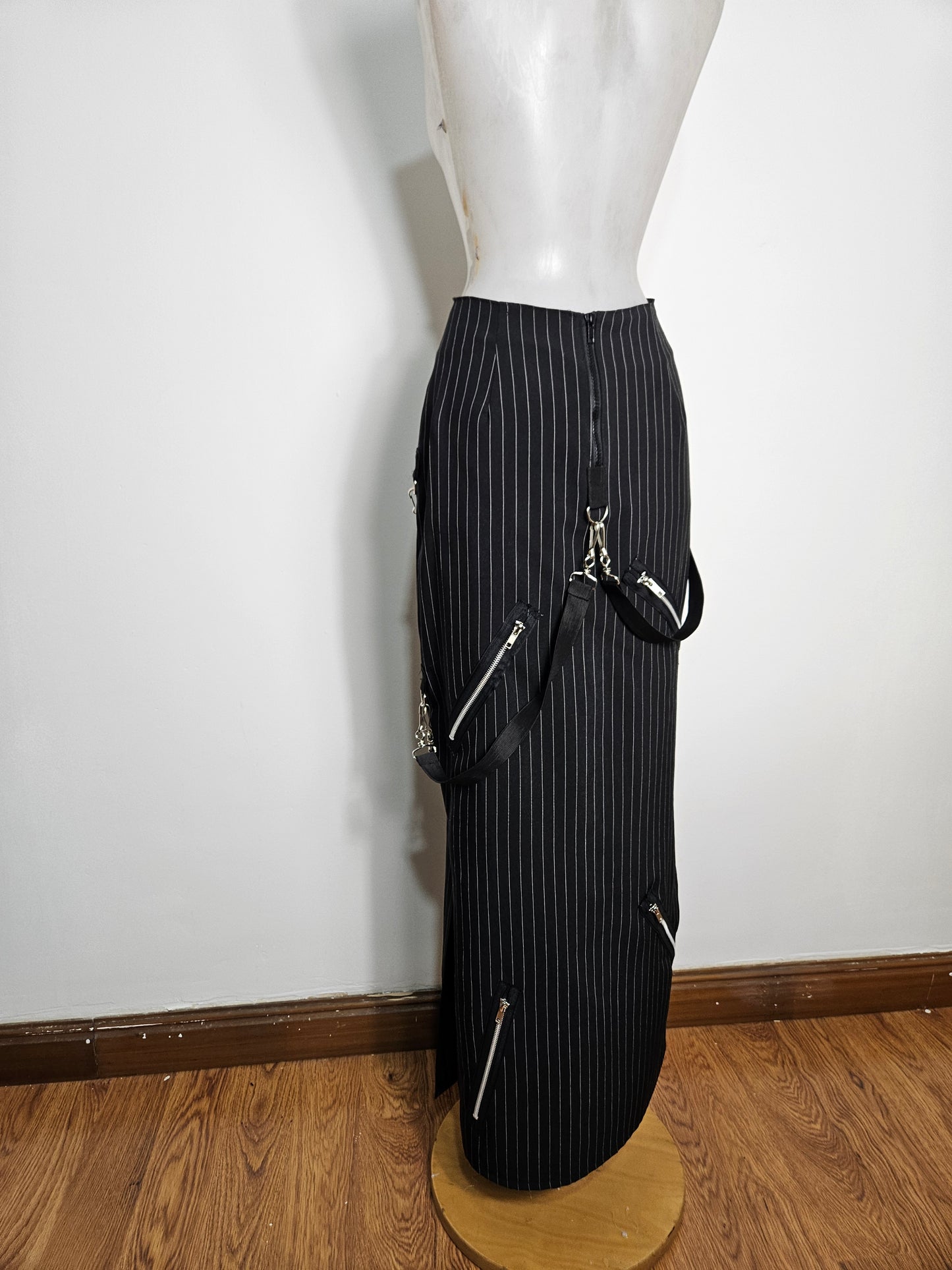 Jupe rayé à patch et sangles
