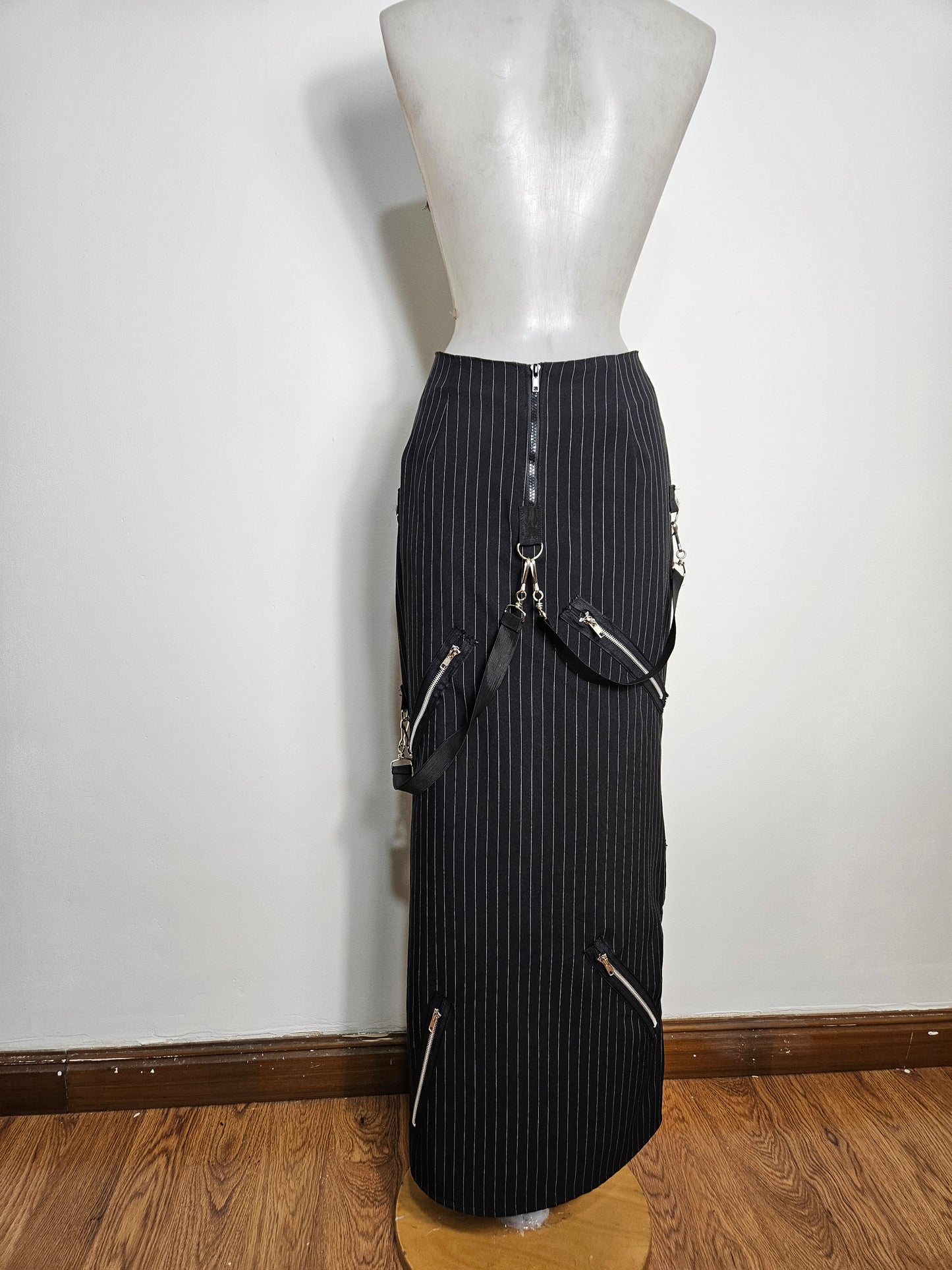 Jupe rayé à patch et sangles