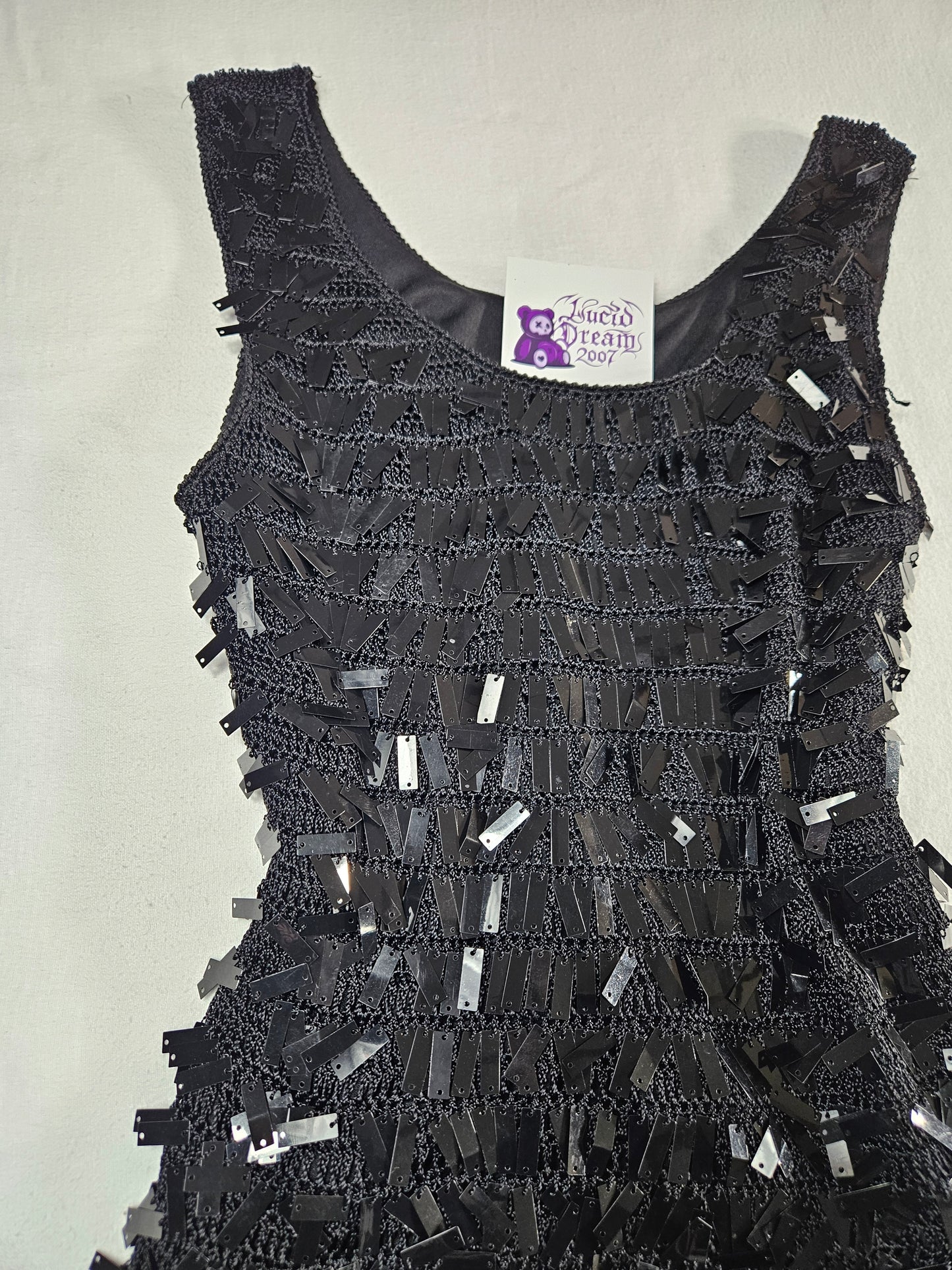 Haut crochet et sequins