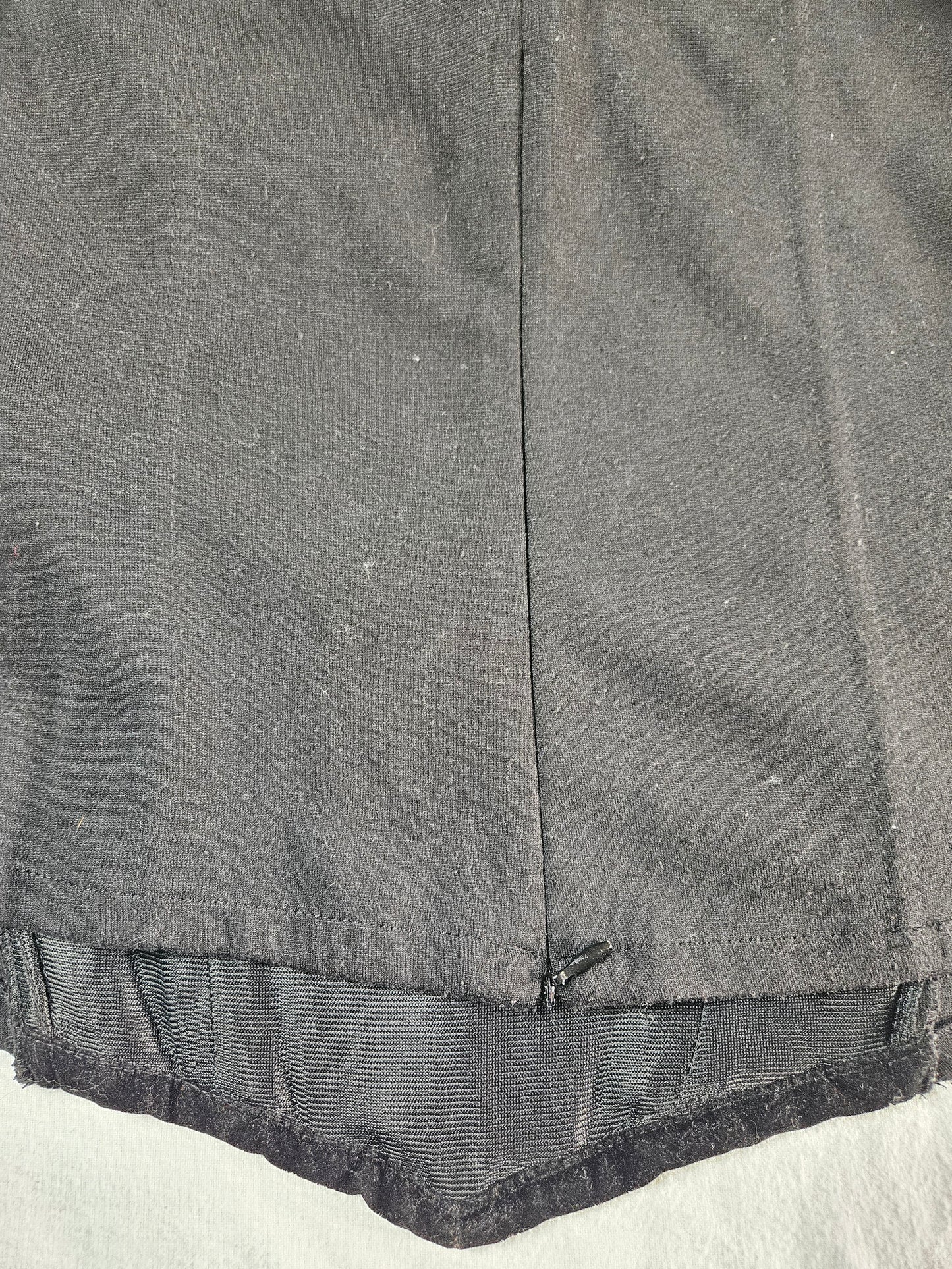 Bustier noir velours, dentelle et strass