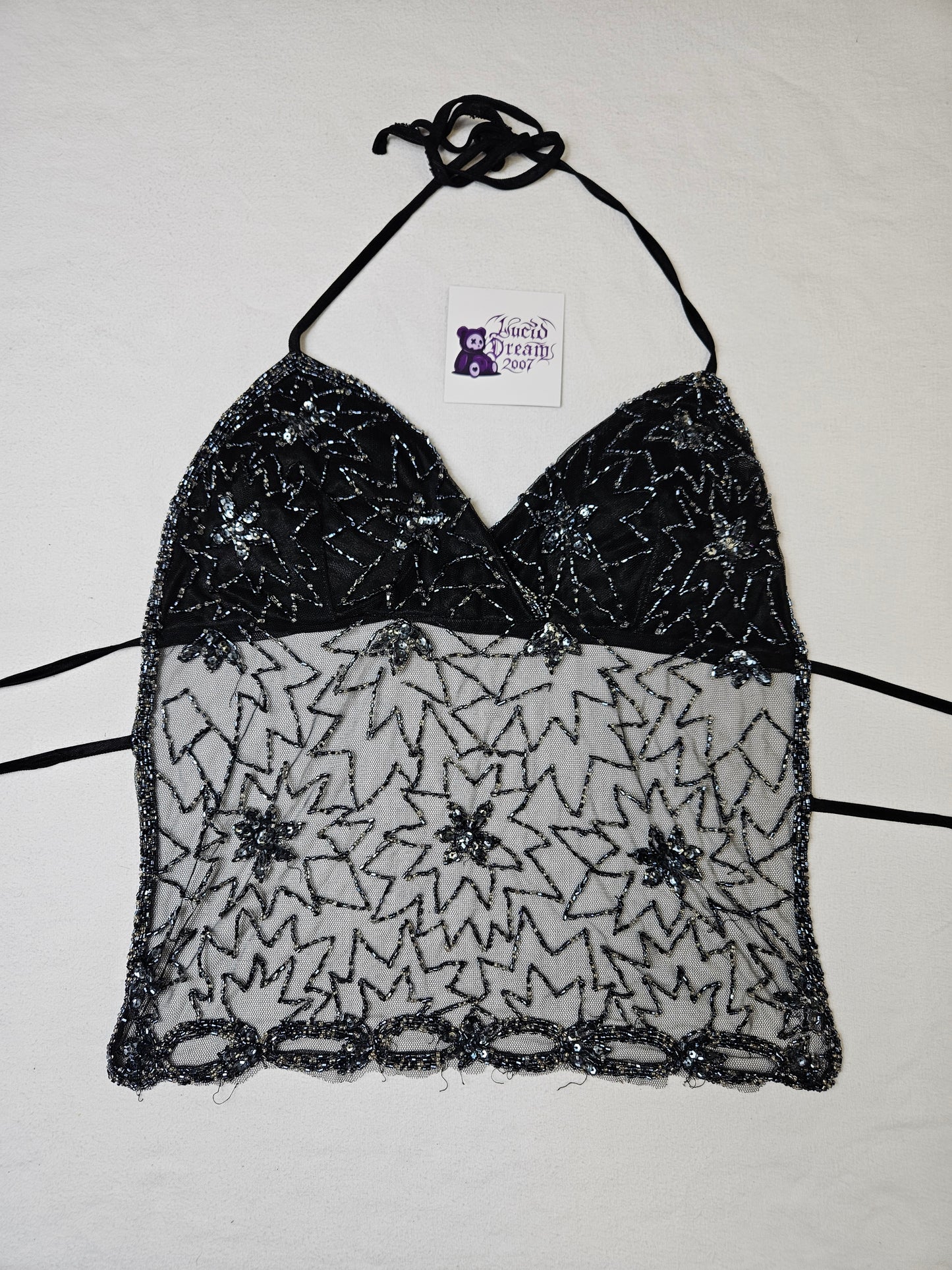 Haut dos nu en voile brodé