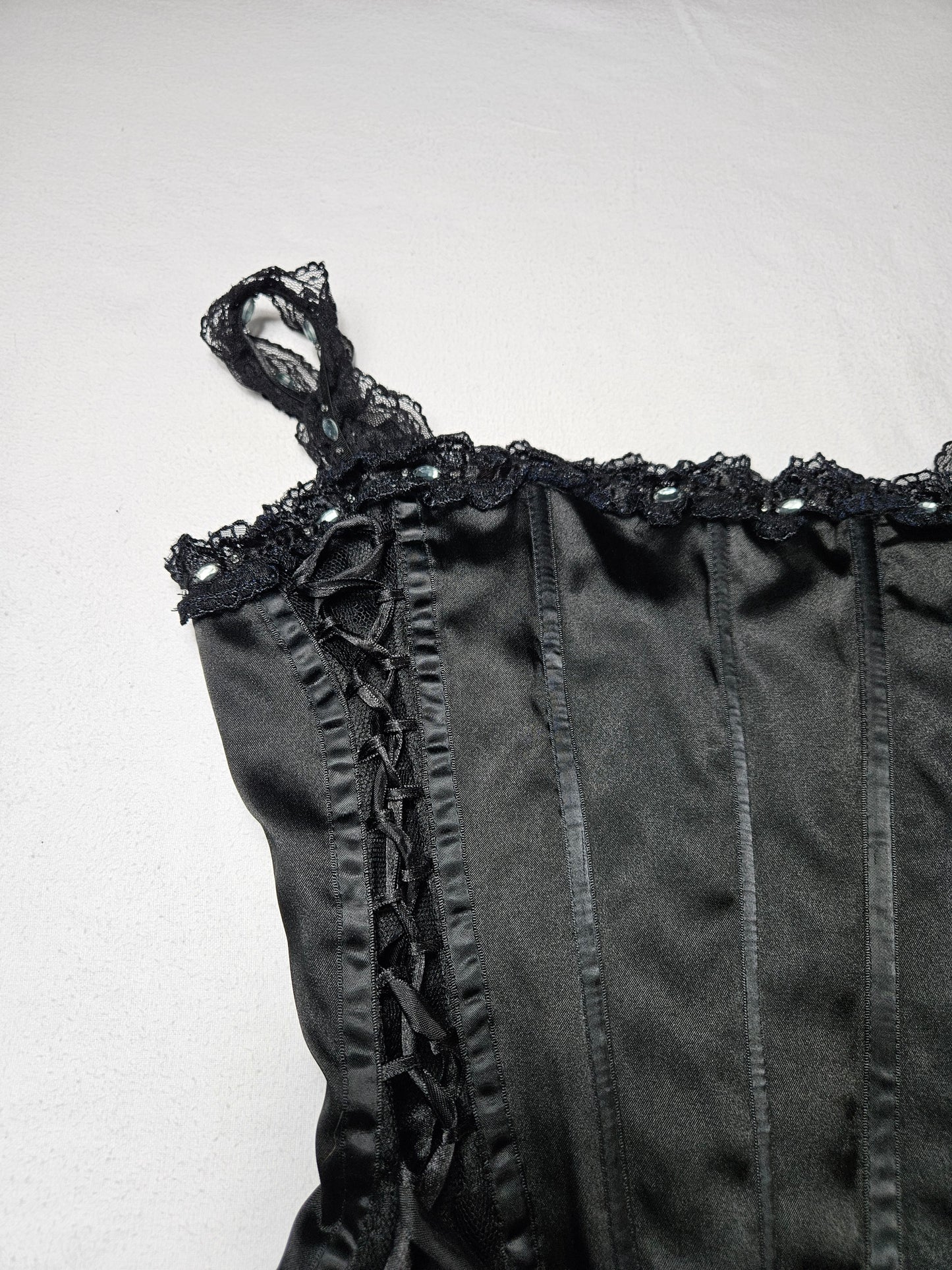 Haut esprit corset satiné noir