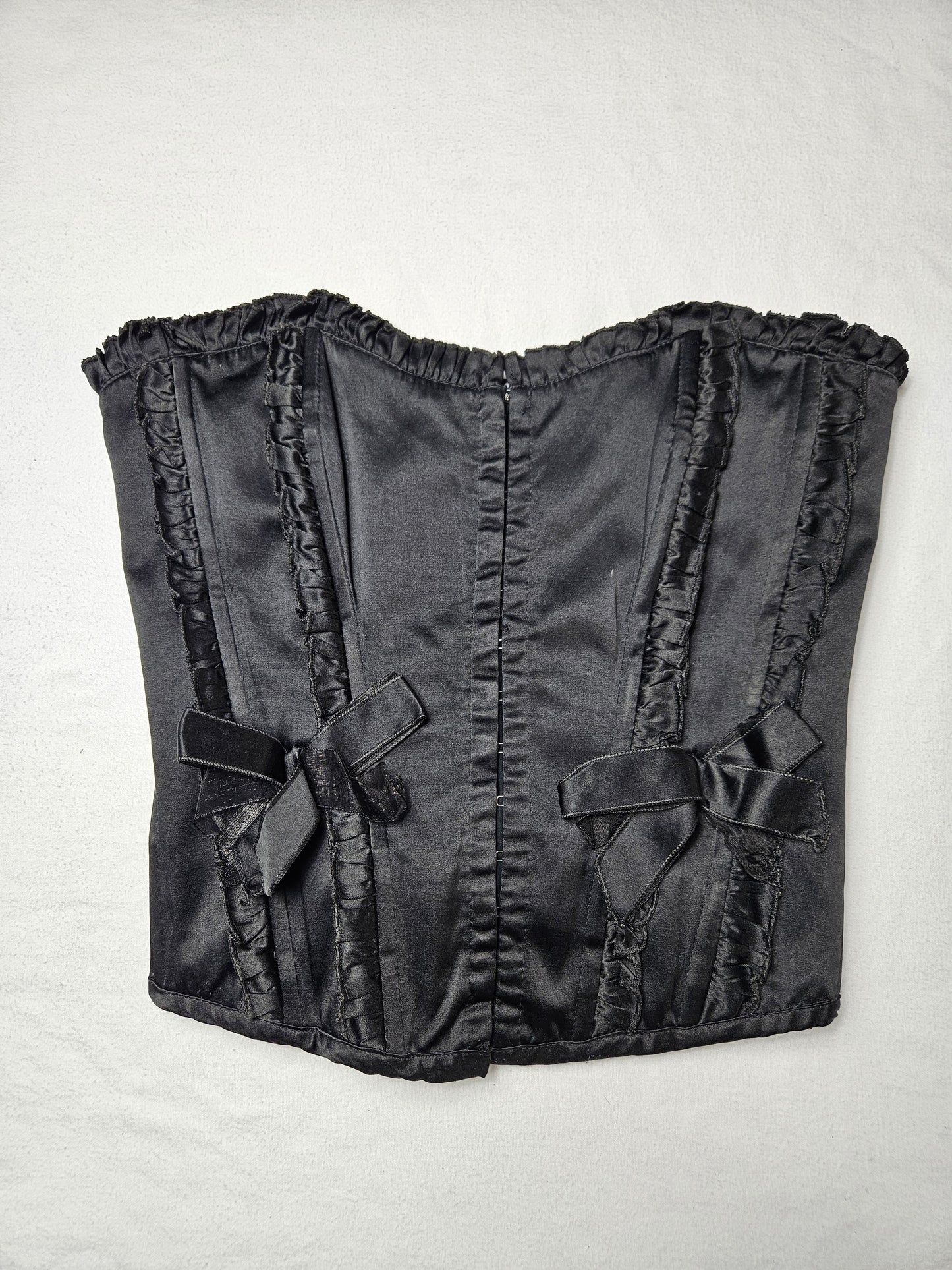 Bustier noir avec noeuds