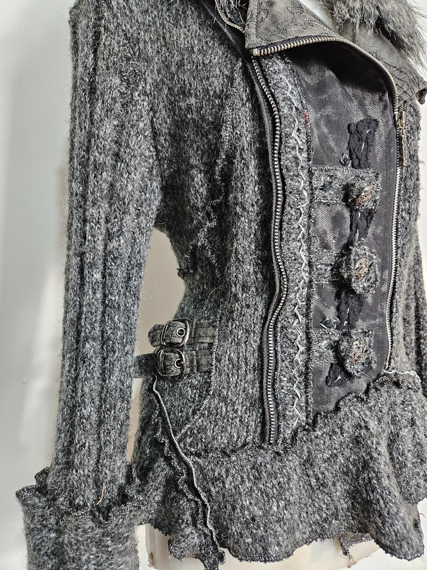 Veste gris chiné col fausse fourrure