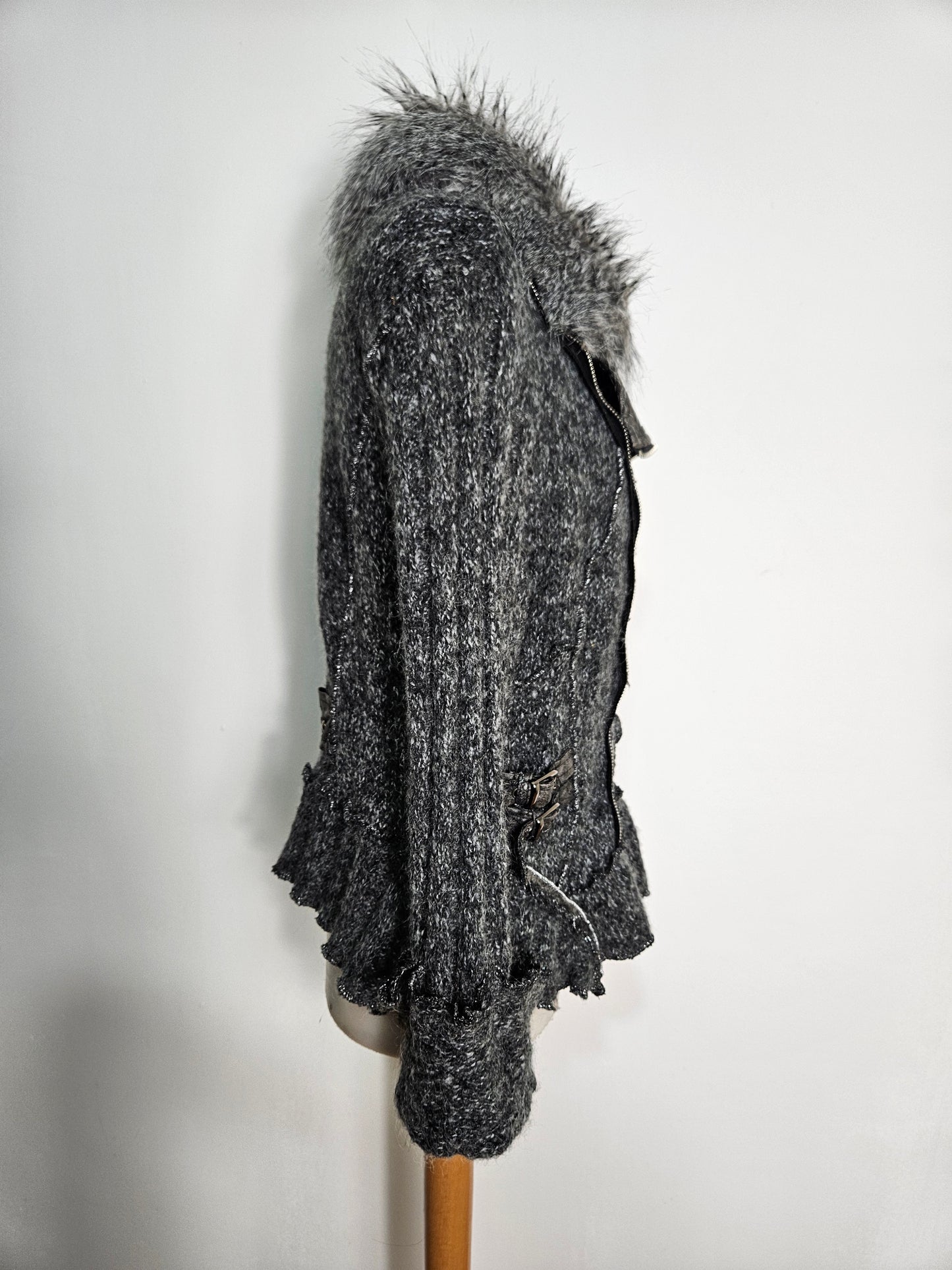 Veste gris chiné col fausse fourrure