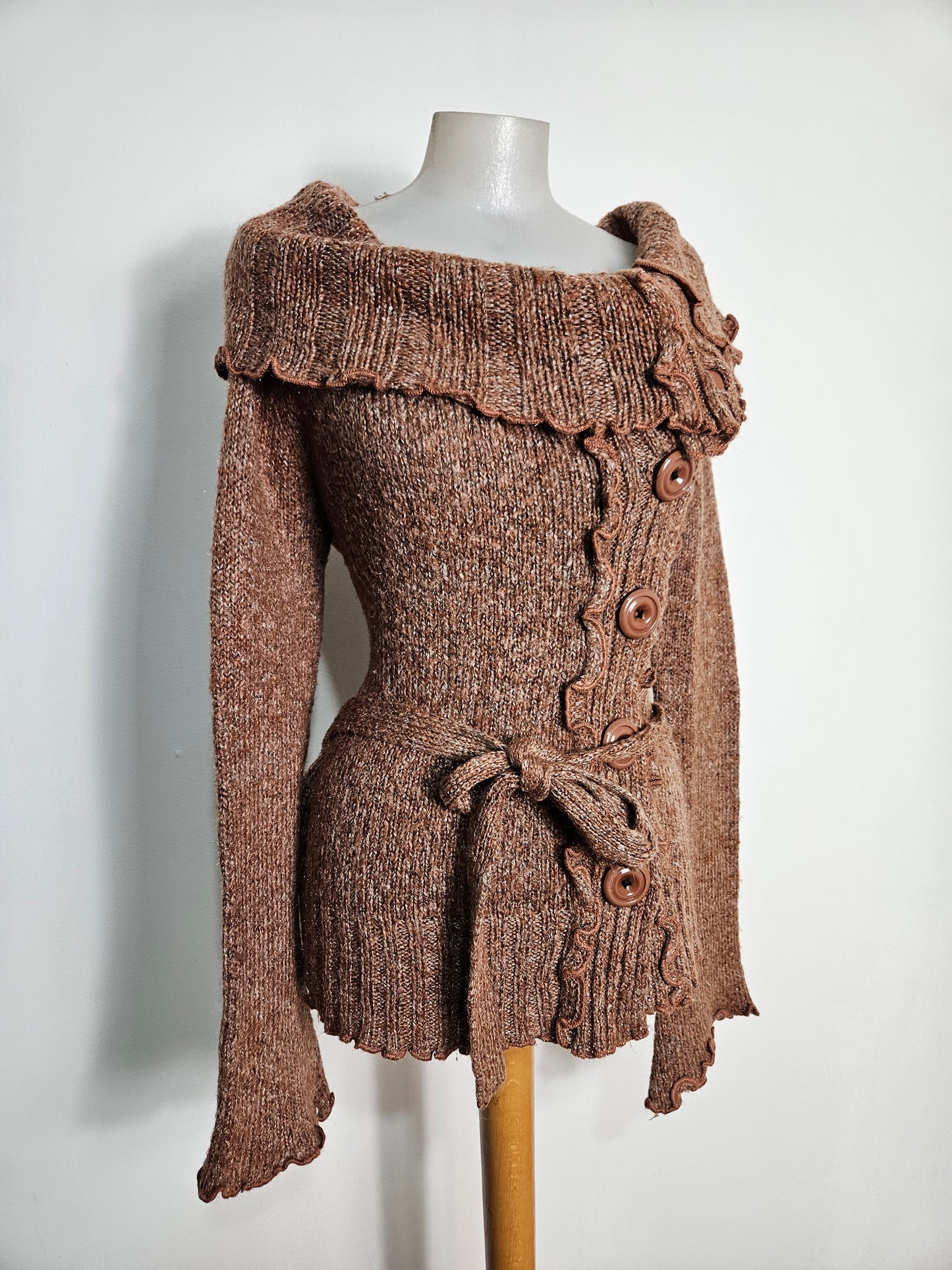 Pull col bardot et boutons