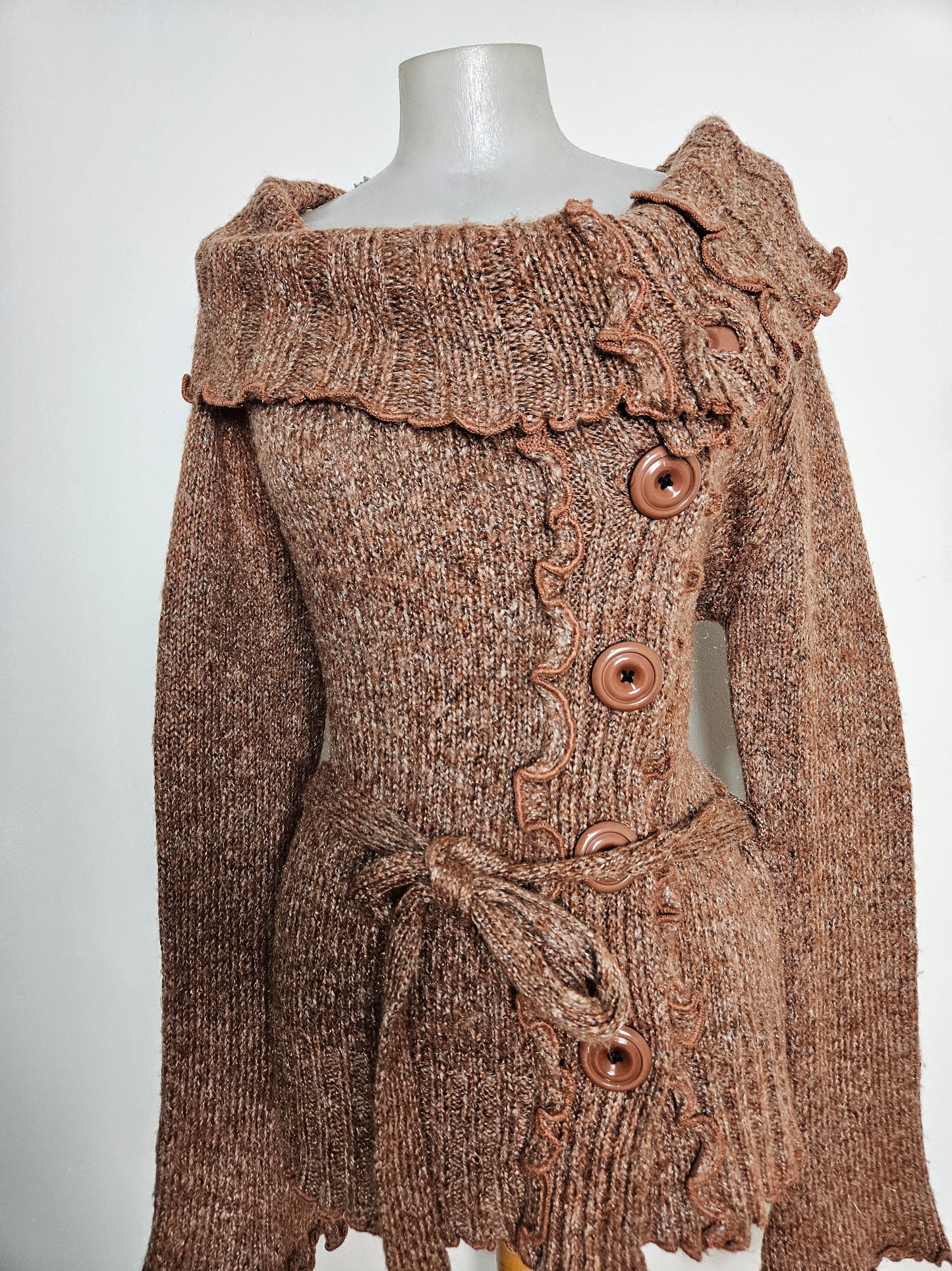 Pull col bardot et boutons