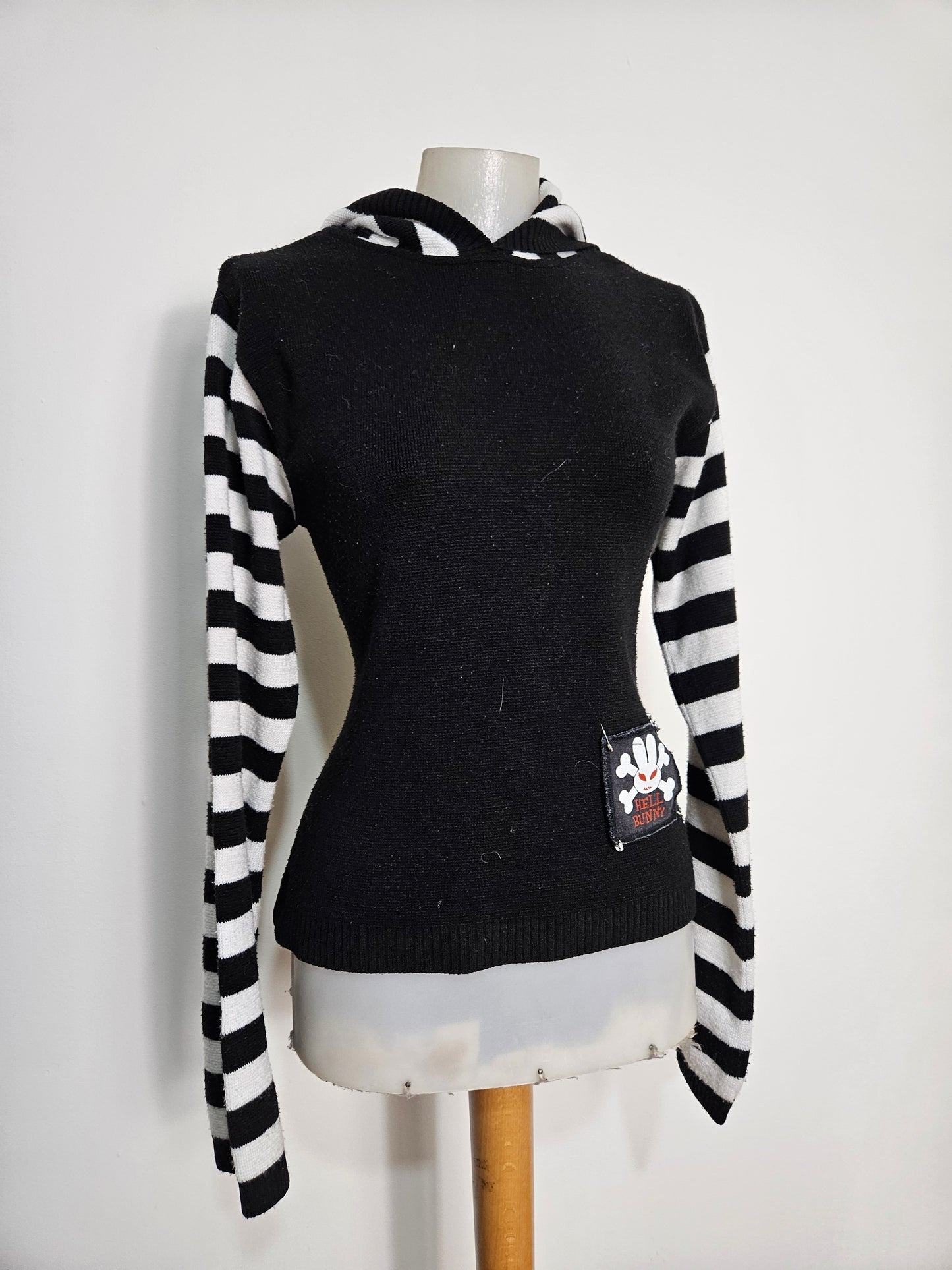 Pull à capuche Hell Bunny