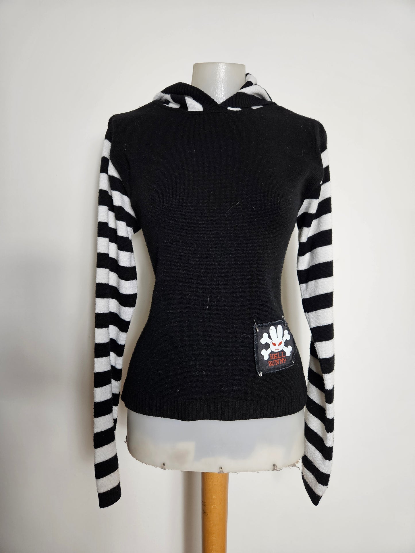 Pull à capuche Hell Bunny