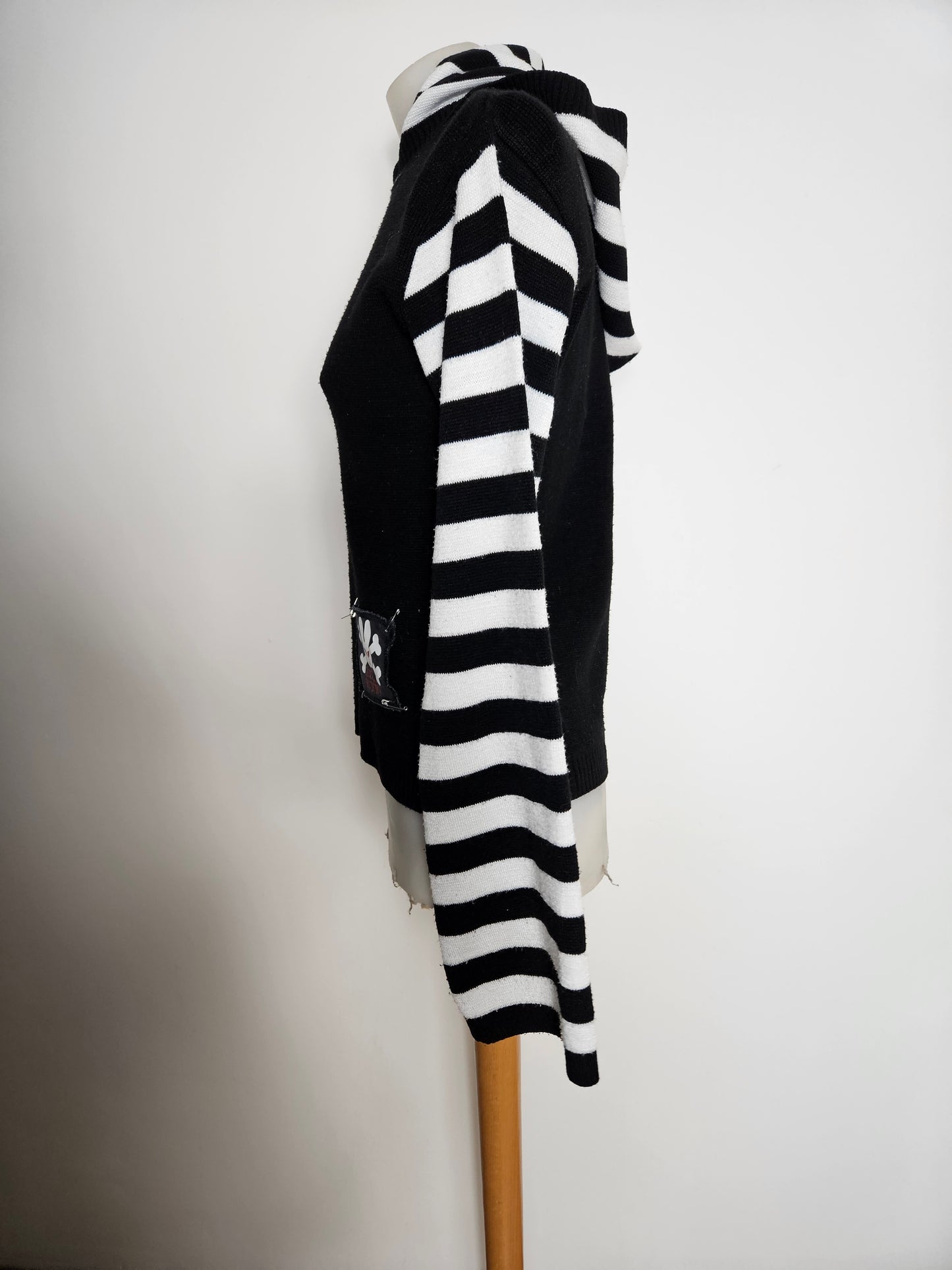 Pull à capuche Hell Bunny