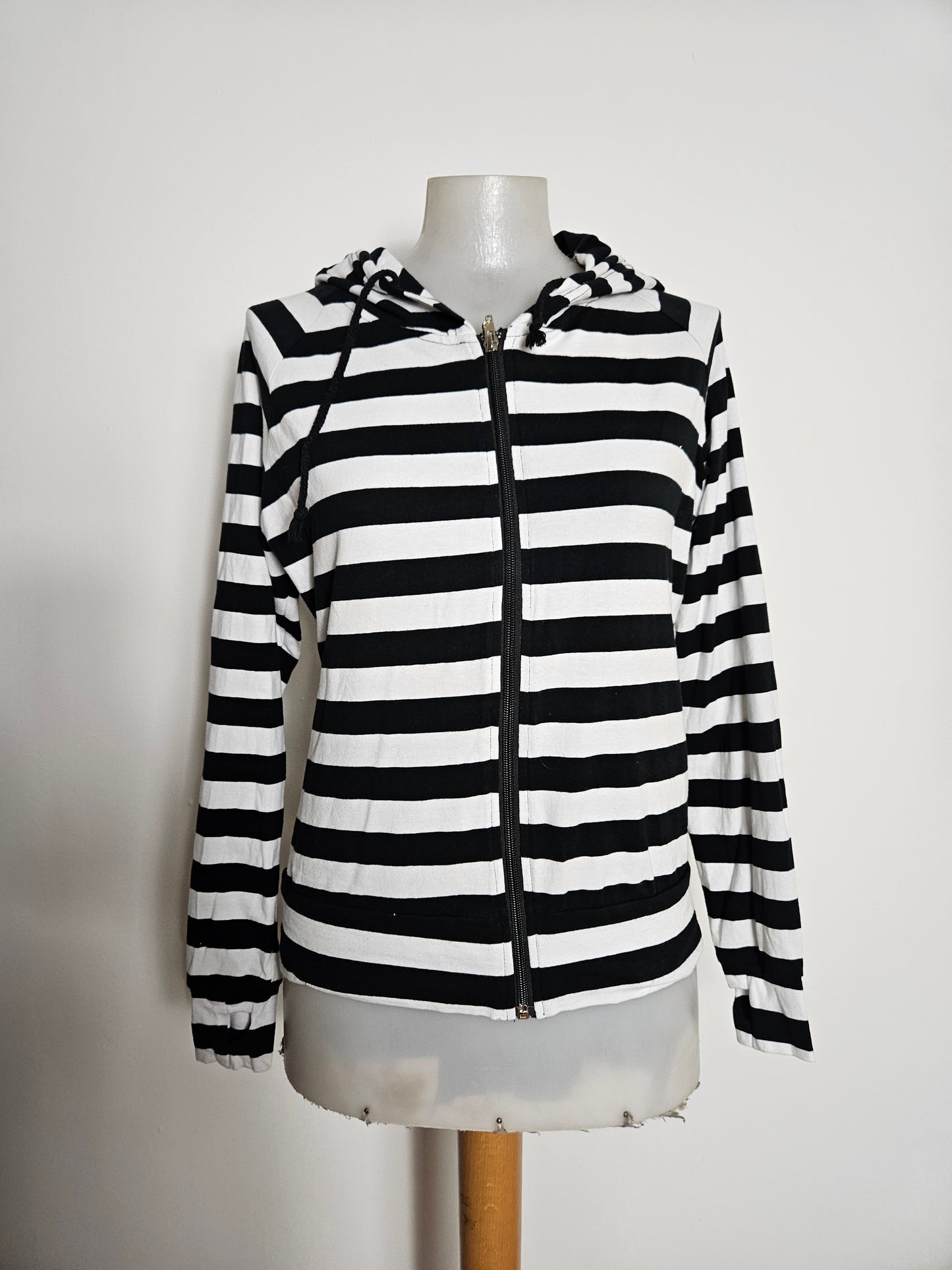 Gilet rayé capuche oreilles chat