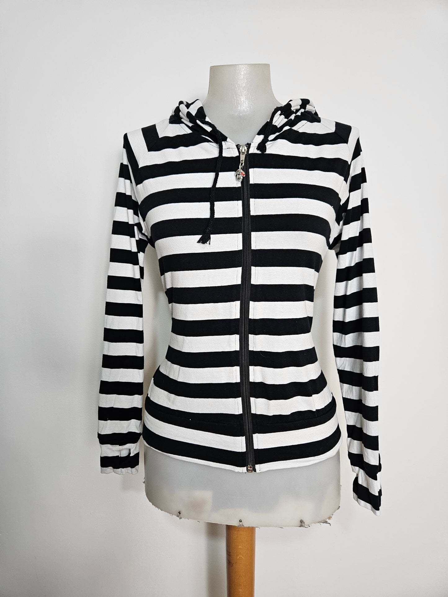 Gilet rayé capuche oreilles chat