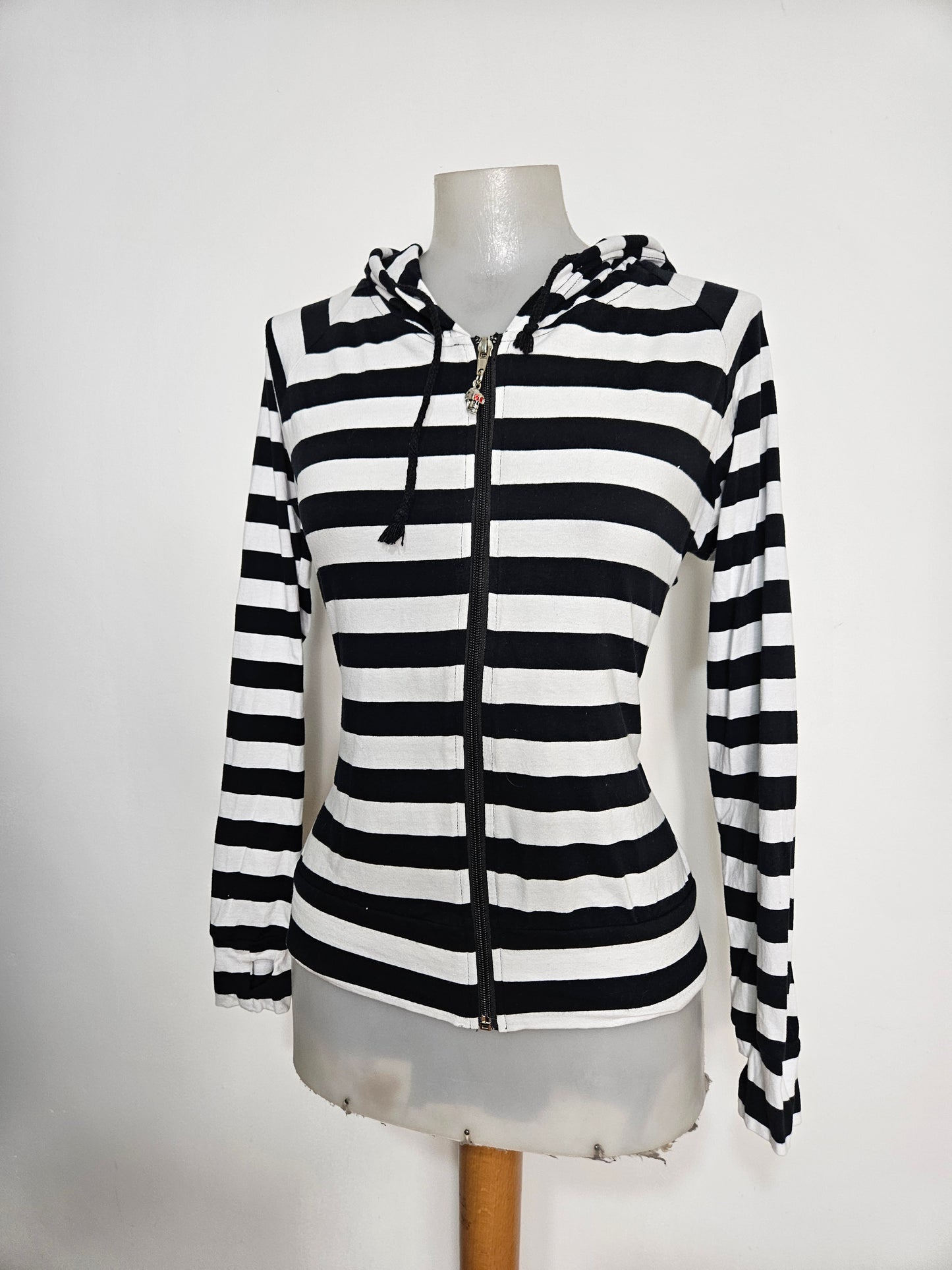 Gilet rayé capuche oreilles chat