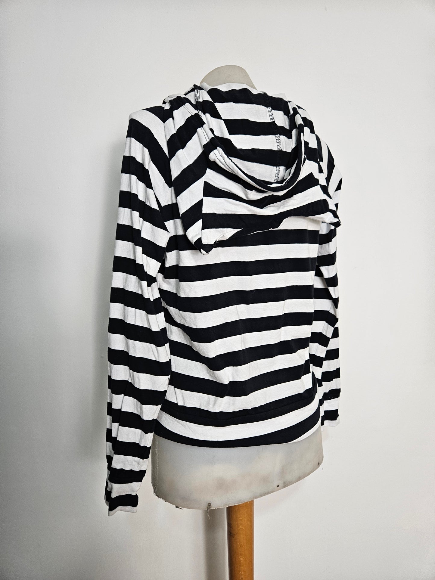 Gilet rayé capuche oreilles chat