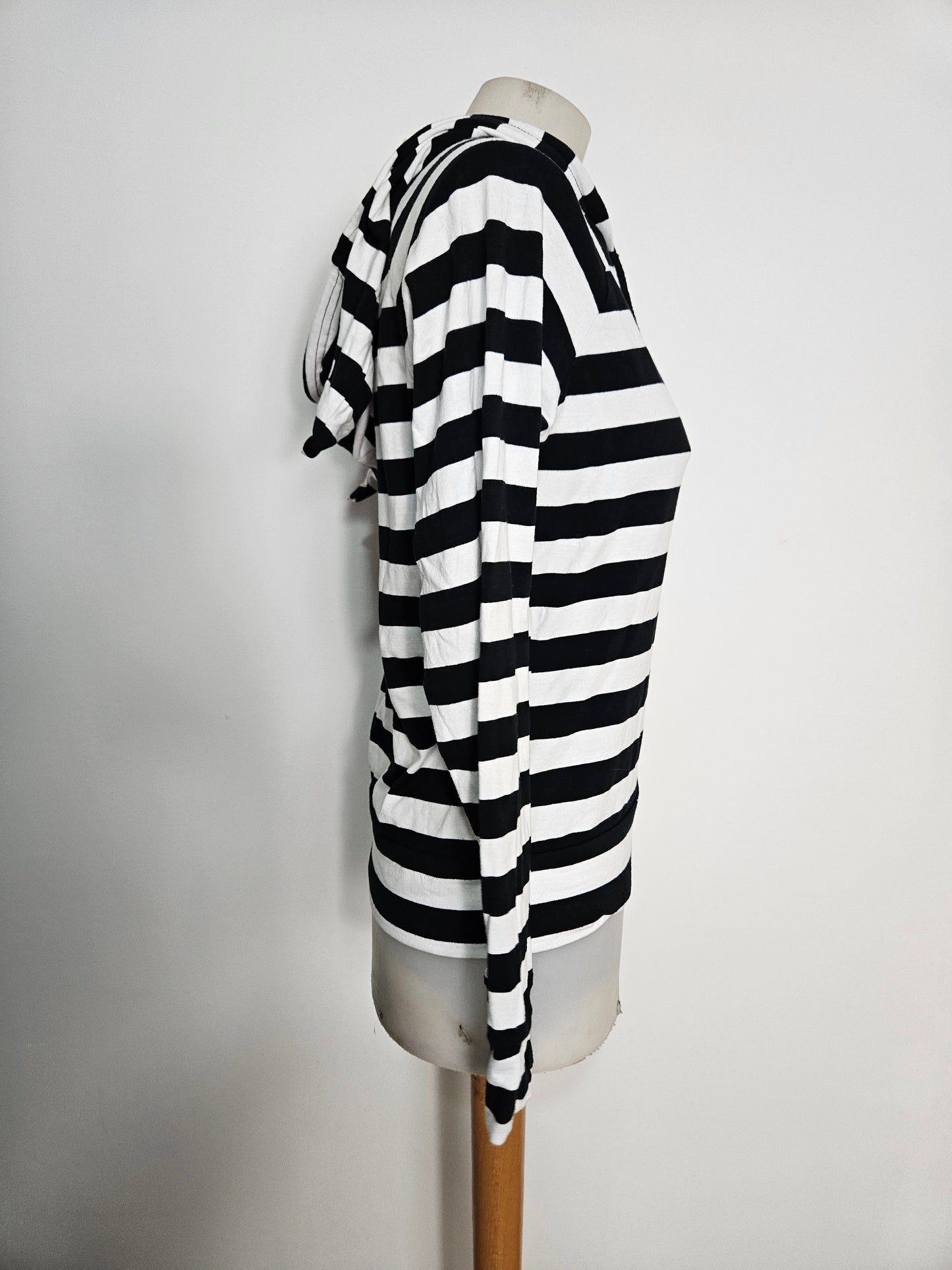 Gilet rayé capuche oreilles chat