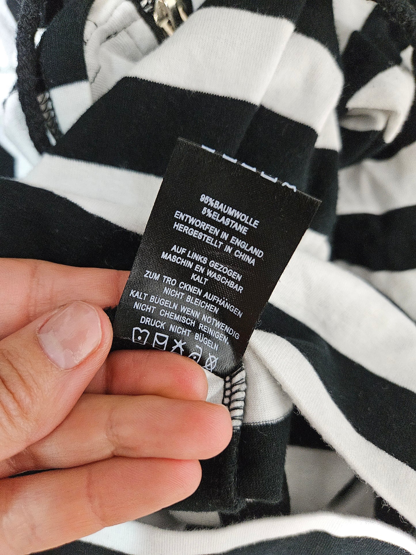 Gilet rayé capuche oreilles chat