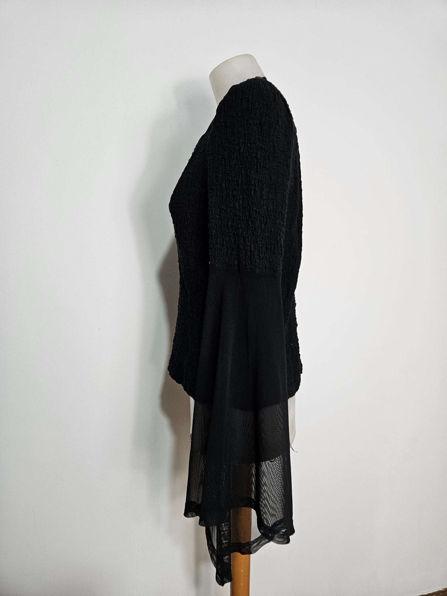 Haut bi matière manches évasées