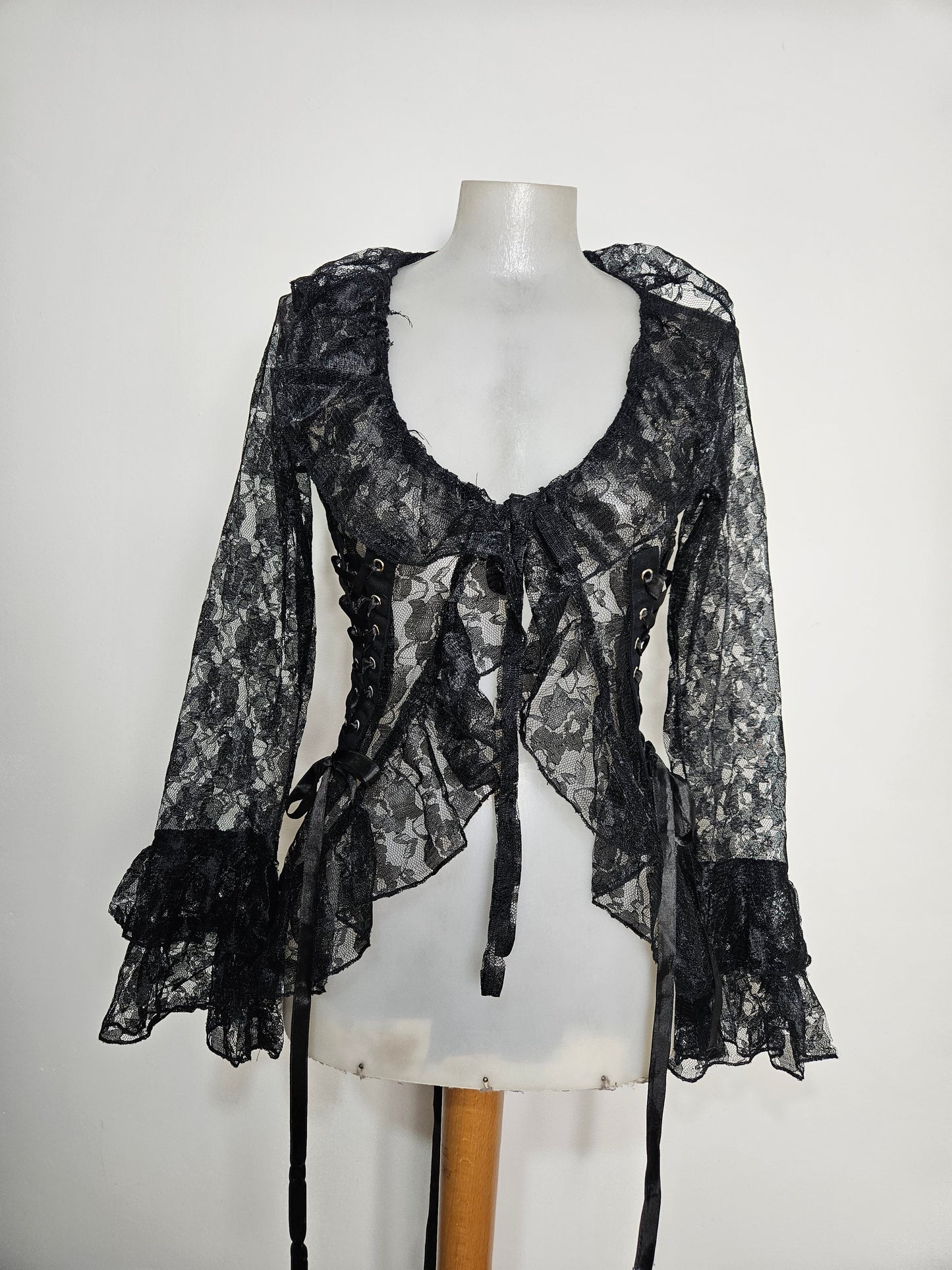 Chemisier en dentelle à laçage