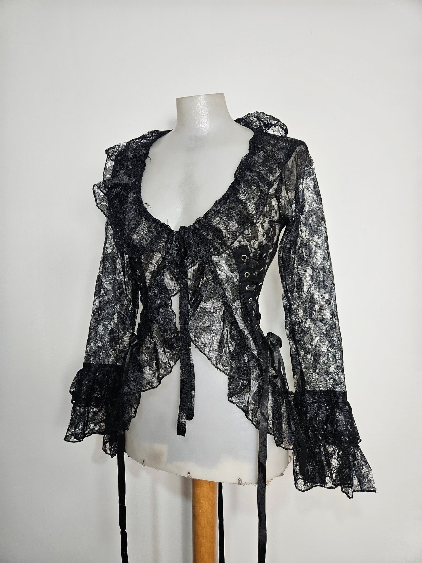 Chemisier en dentelle à laçage
