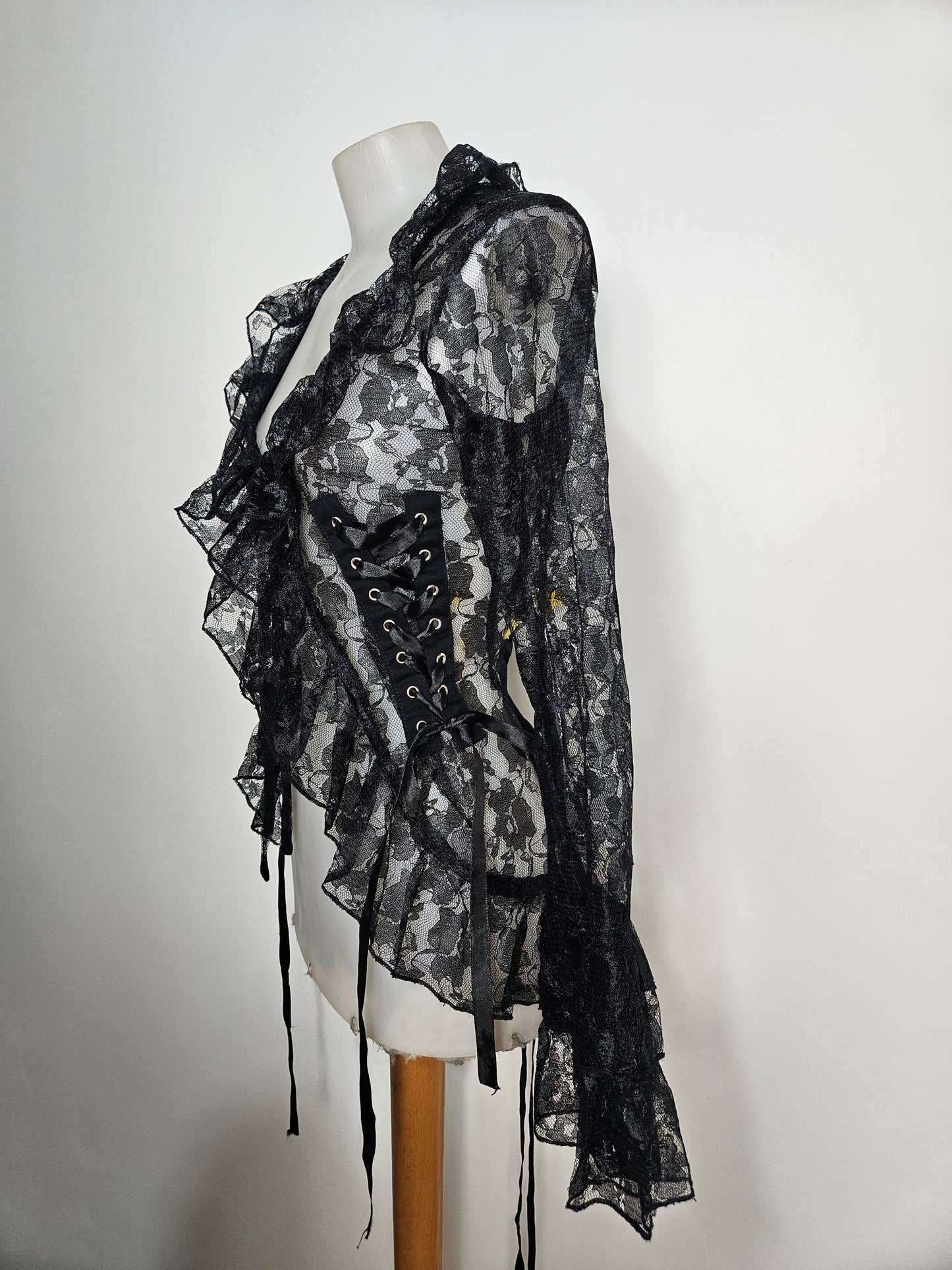 Chemisier en dentelle à laçage