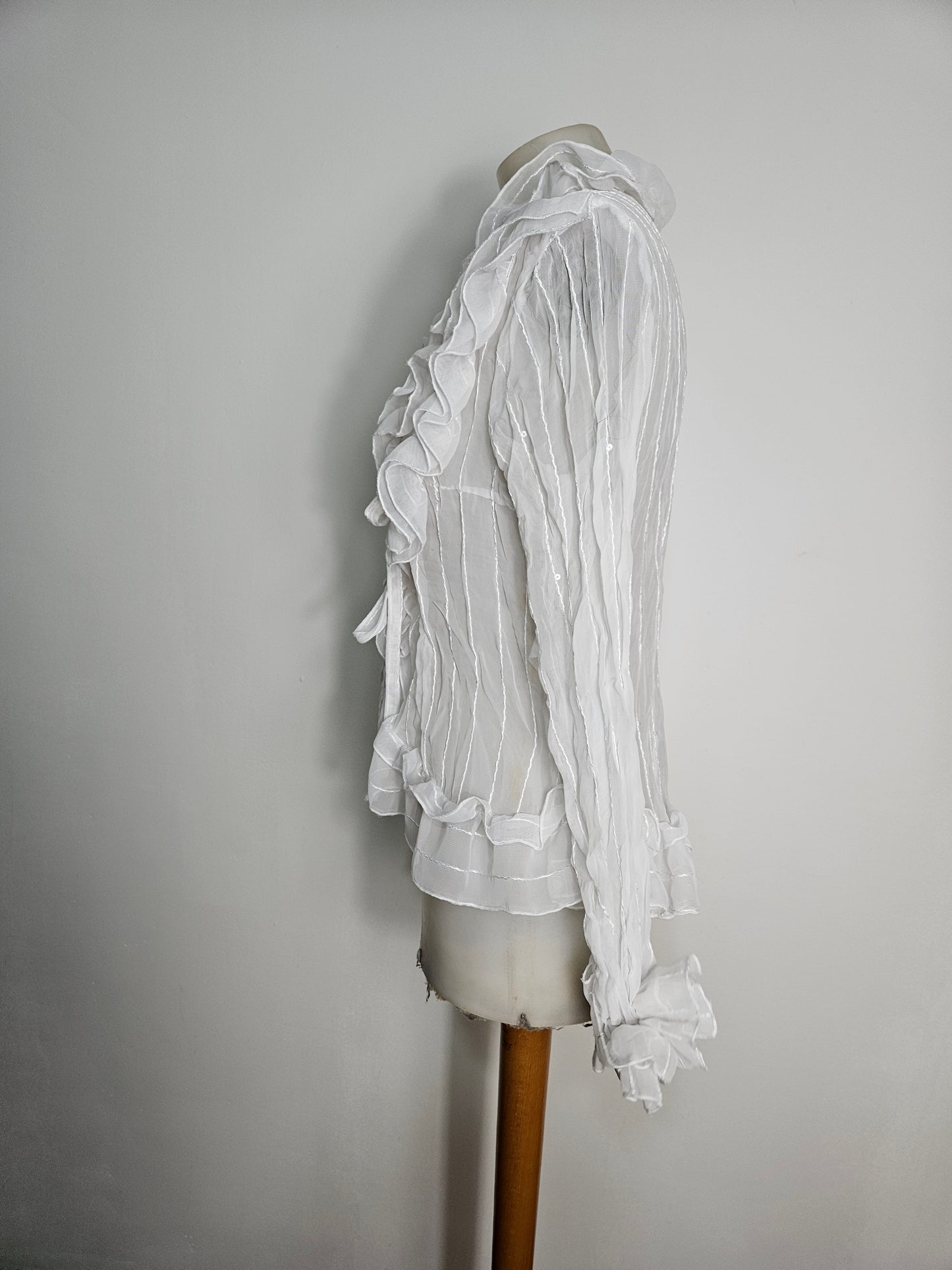 Chemisier blanc à volants