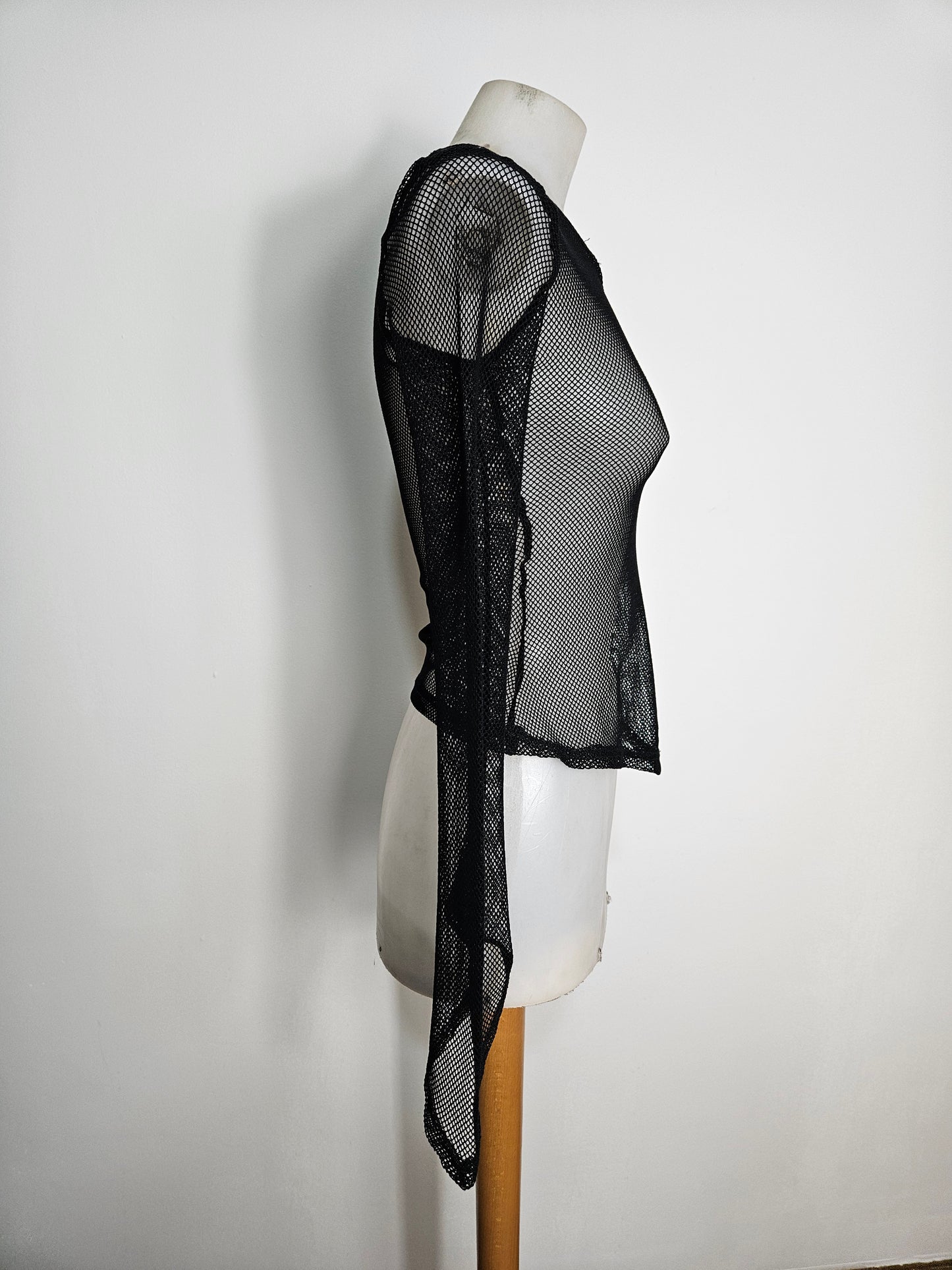 Haut asymétrique résille noire