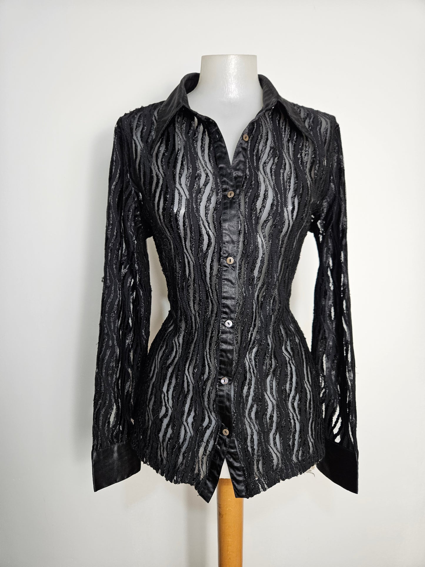 Chemise en voile rayée