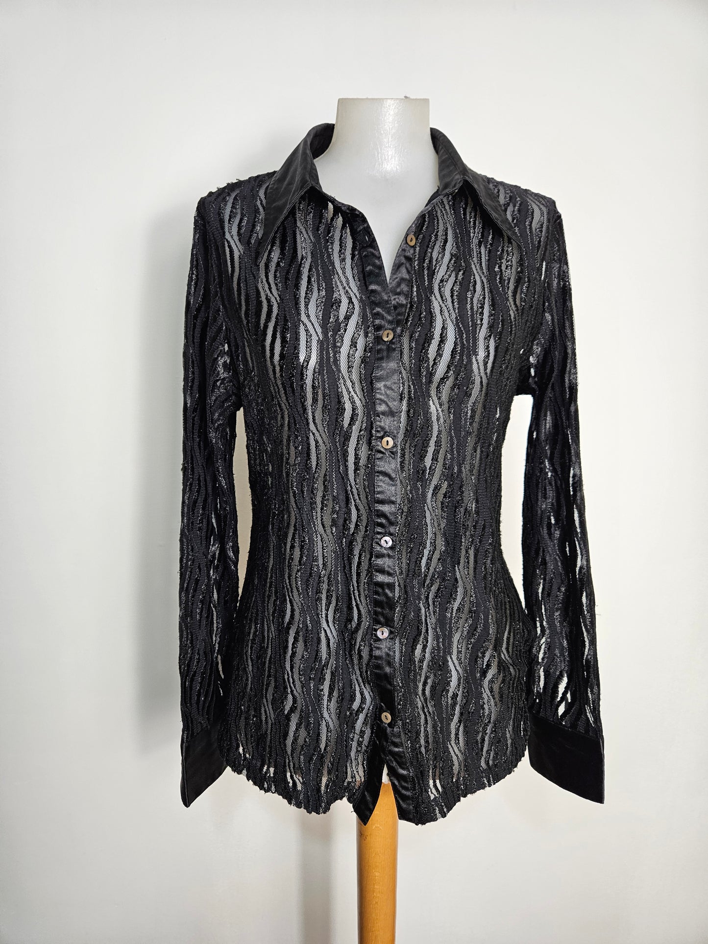 Chemise en voile rayée