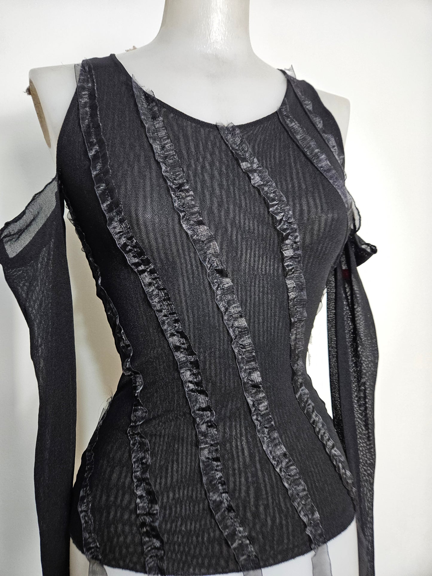 Haut destructuré en voile