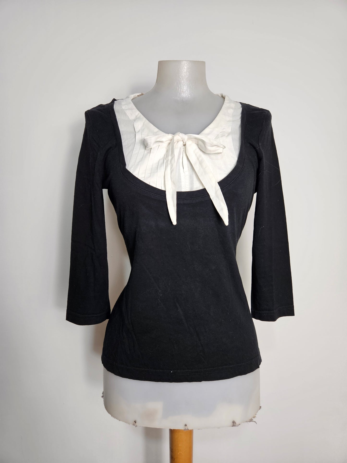 Haut effet superposition noir et blanc