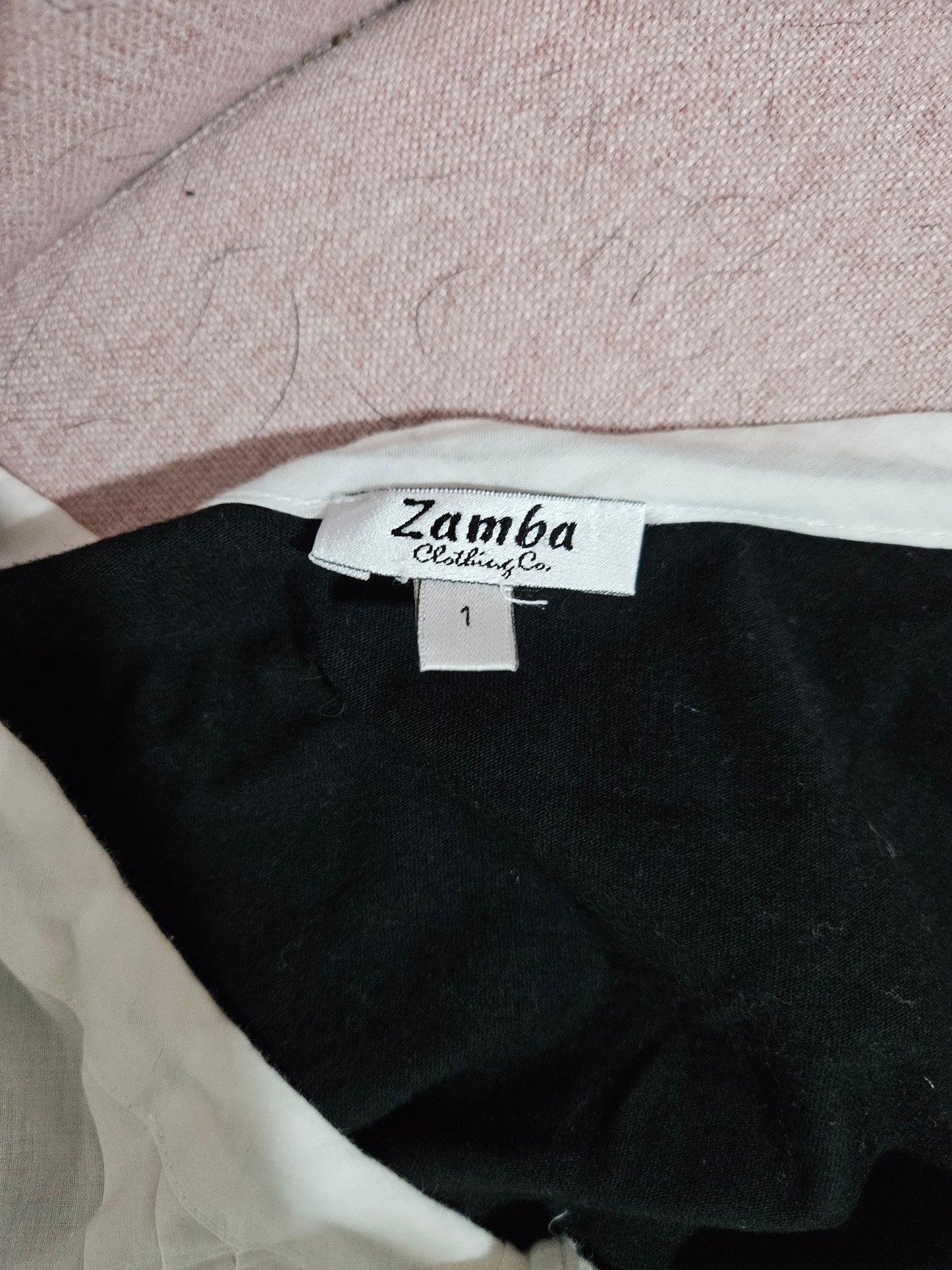 Haut effet superposition noir et blanc