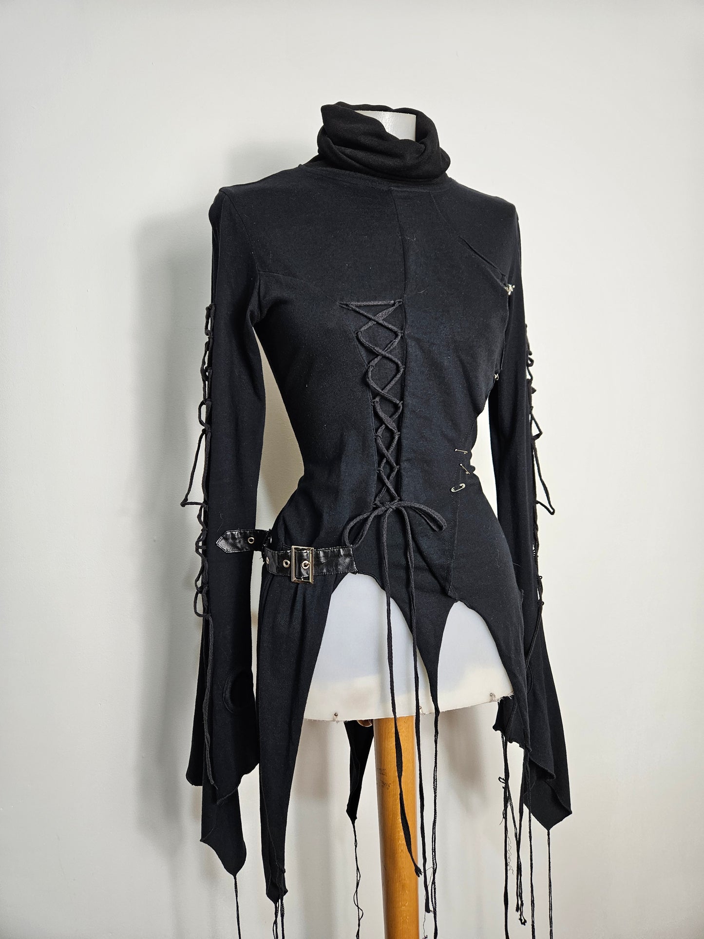 Haut destructuré Punk Rave