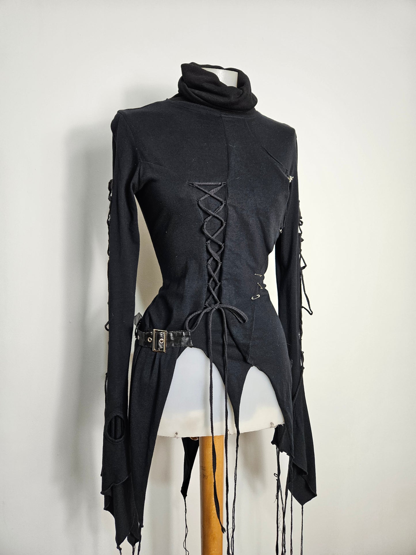 Haut destructuré Punk Rave