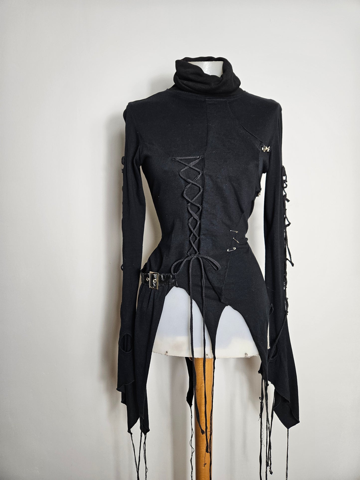 Haut destructuré Punk Rave